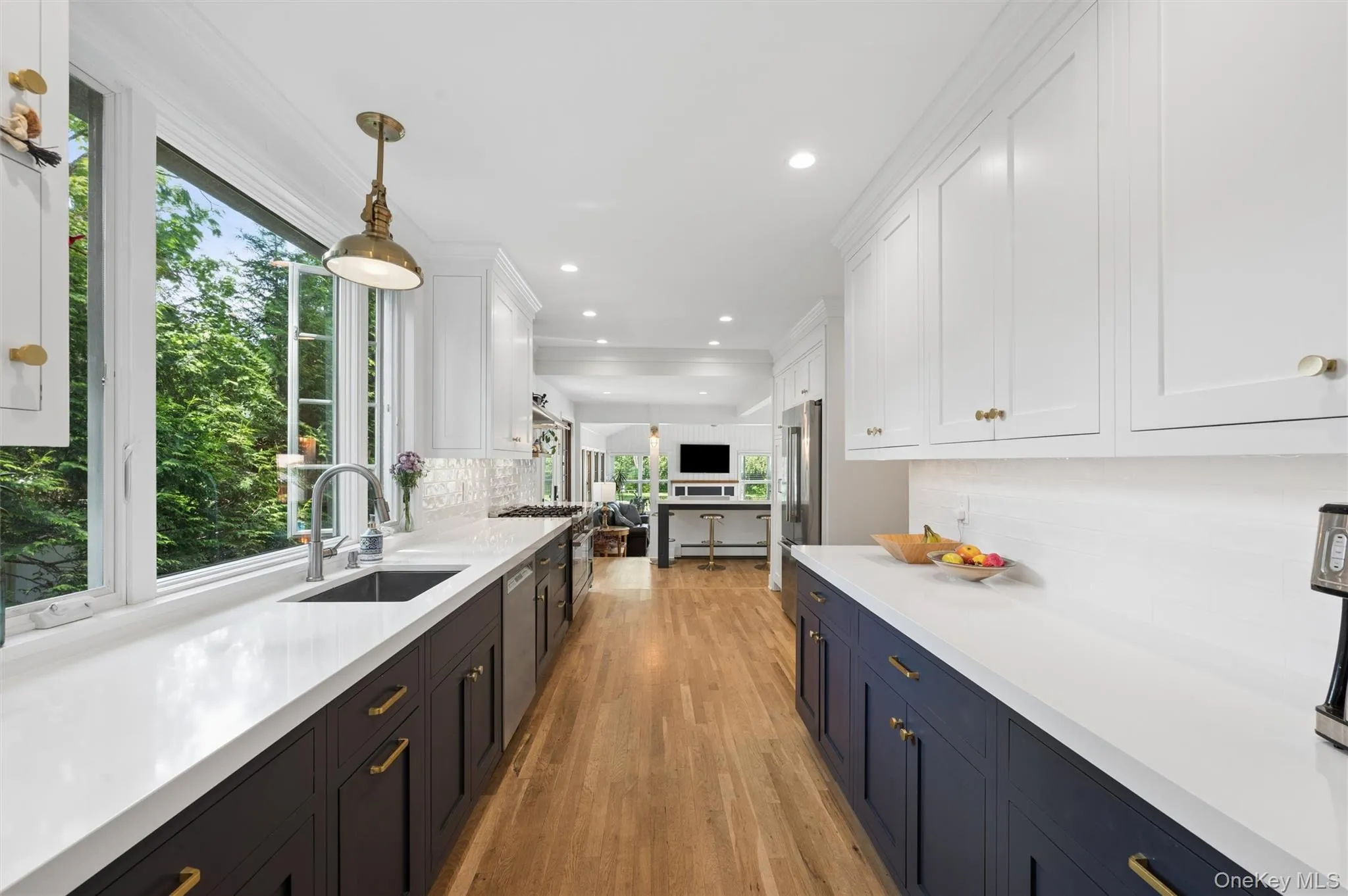 16 Union Avenue, Brookhaven, NY, 4 Bedrooms Bedrooms, 8 Rooms Rooms,2 BathroomsBathrooms,Residential,For Rent,Union,0,1010407 16 Union Avenue, Brookhaven, NY, 4 Bedrooms Bedrooms, 8 Rooms Rooms,2 BathroomsBathrooms,Residential,For Rent,Union,0,1010407