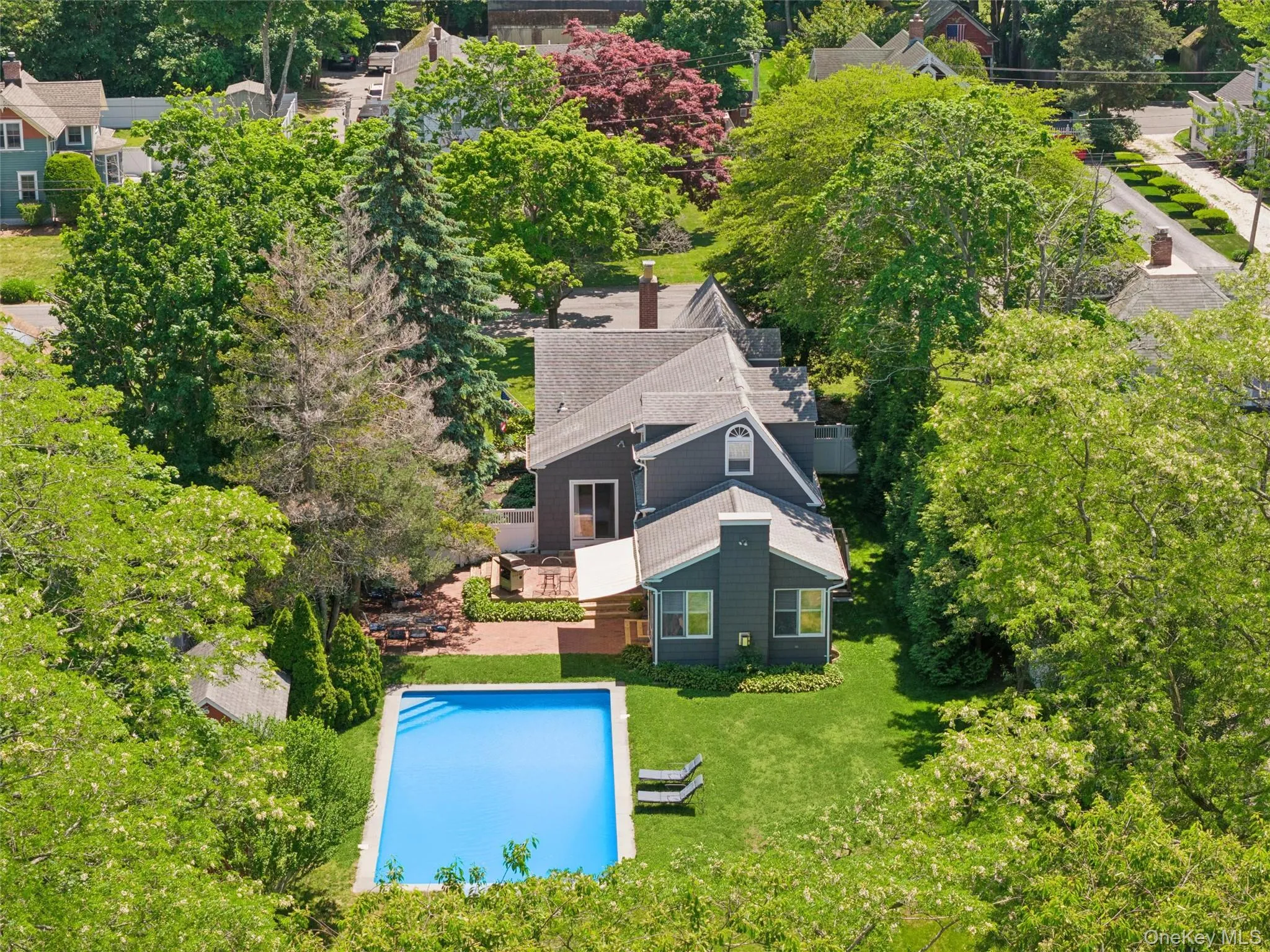 16 Union Avenue, Brookhaven, NY, 4 Bedrooms Bedrooms, 8 Rooms Rooms,2 BathroomsBathrooms,Residential,For Rent,Union,0,1010407 16 Union Avenue, Brookhaven, NY, 4 Bedrooms Bedrooms, 8 Rooms Rooms,2 BathroomsBathrooms,Residential,For Rent,Union,0,1010407