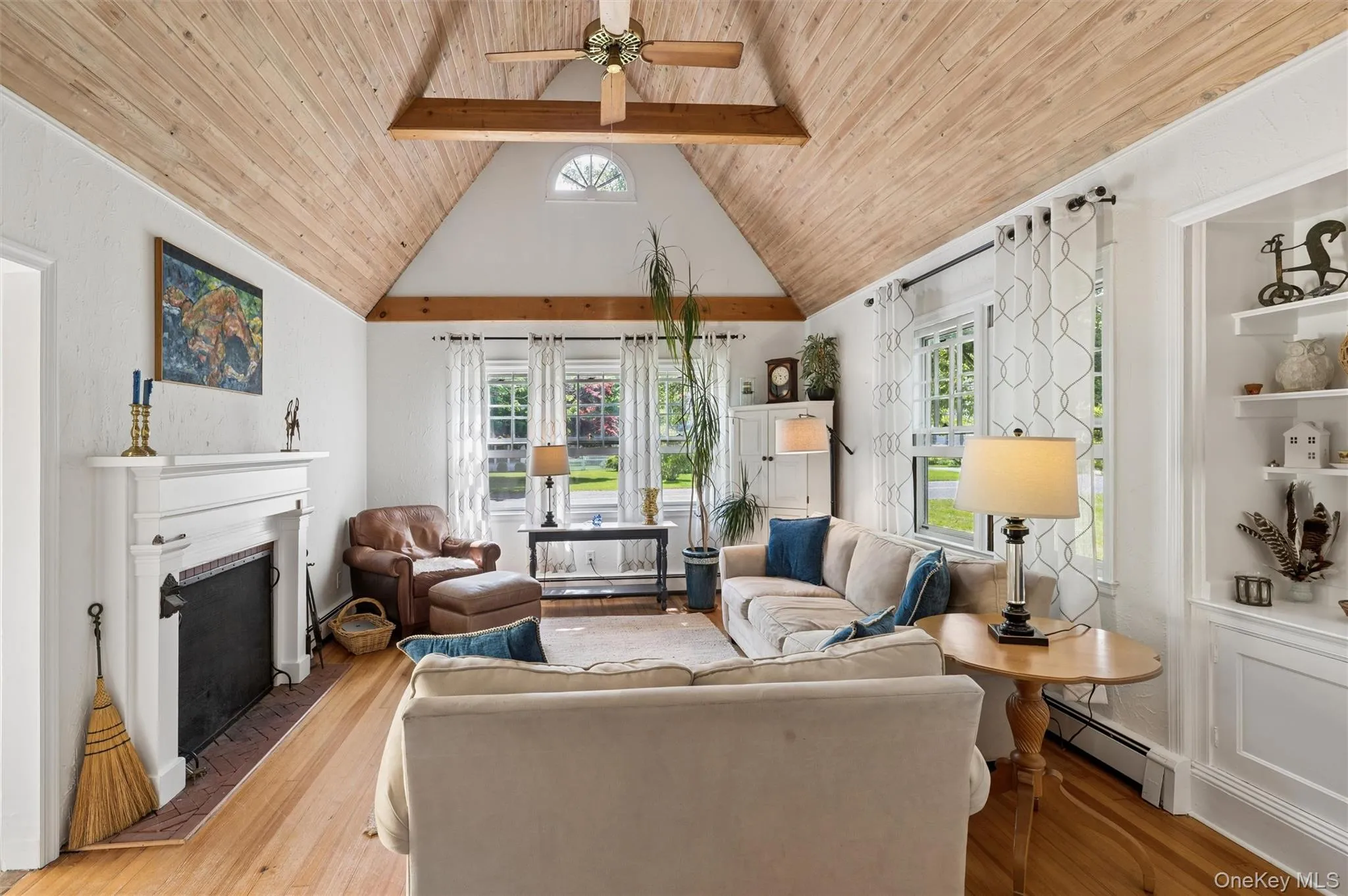 16 Union Avenue, Brookhaven, NY, 4 Bedrooms Bedrooms, 8 Rooms Rooms,2 BathroomsBathrooms,Residential,For Rent,Union,0,1010407 16 Union Avenue, Brookhaven, NY, 4 Bedrooms Bedrooms, 8 Rooms Rooms,2 BathroomsBathrooms,Residential,For Rent,Union,0,1010407