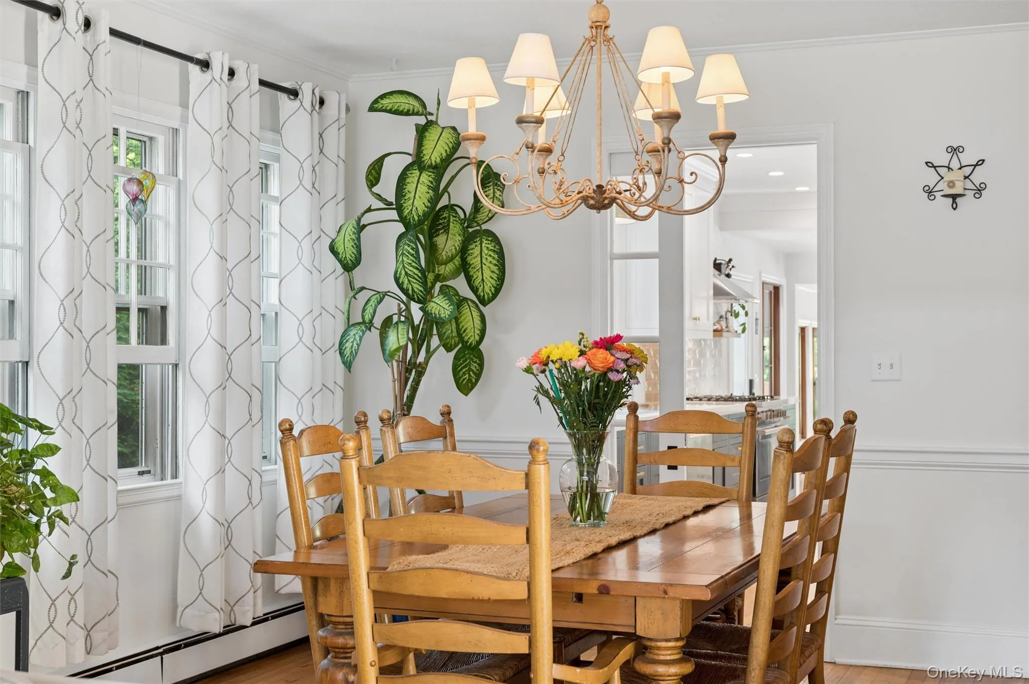 16 Union Avenue, Brookhaven, NY, 4 Bedrooms Bedrooms, 8 Rooms Rooms,2 BathroomsBathrooms,Residential,For Rent,Union,0,1010407 16 Union Avenue, Brookhaven, NY, 4 Bedrooms Bedrooms, 8 Rooms Rooms,2 BathroomsBathrooms,Residential,For Rent,Union,0,1010407