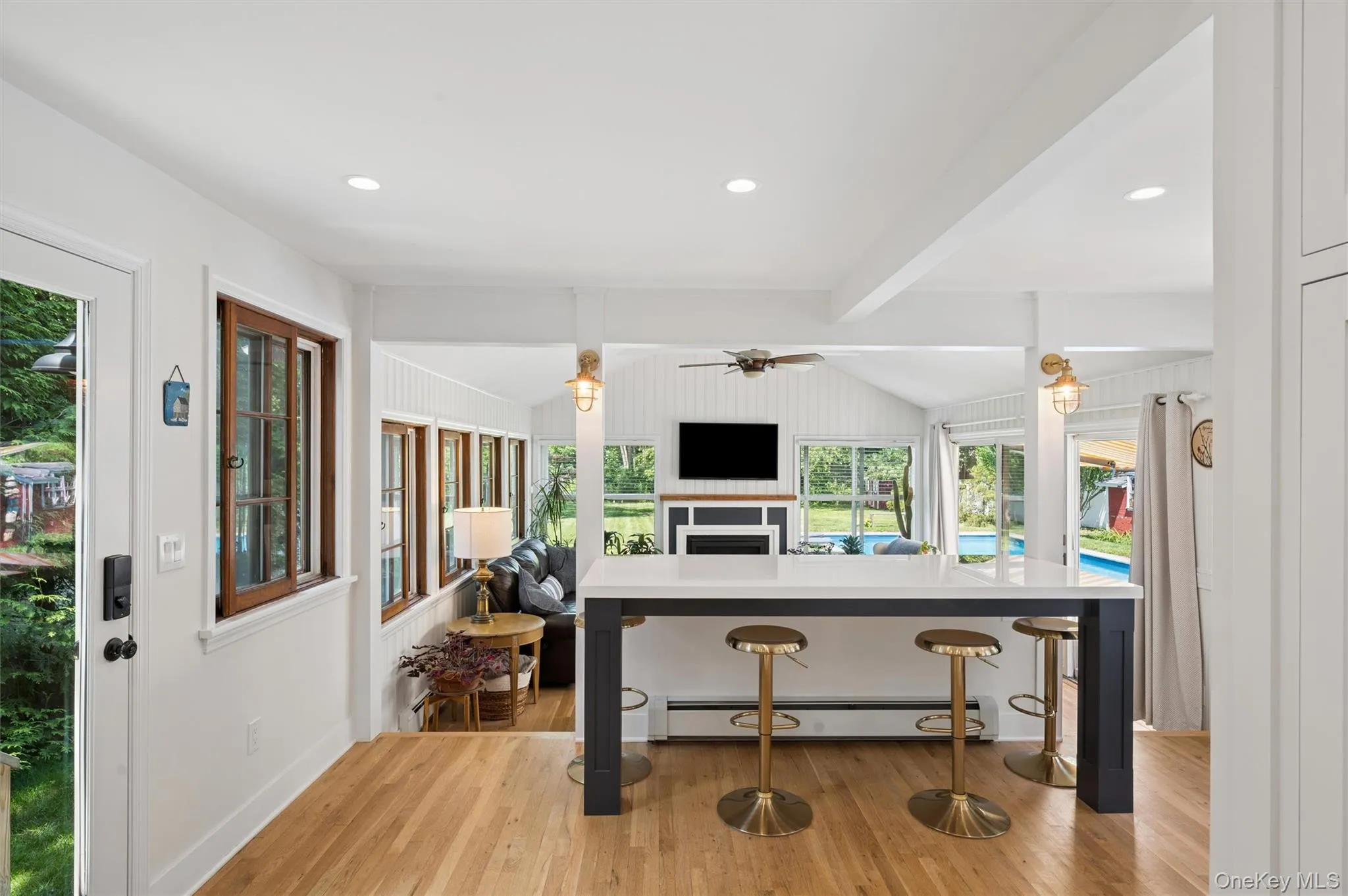 16 Union Avenue, Brookhaven, NY, 4 Bedrooms Bedrooms, 8 Rooms Rooms,2 BathroomsBathrooms,Residential,For Rent,Union,0,1010407 16 Union Avenue, Brookhaven, NY, 4 Bedrooms Bedrooms, 8 Rooms Rooms,2 BathroomsBathrooms,Residential,For Rent,Union,0,1010407