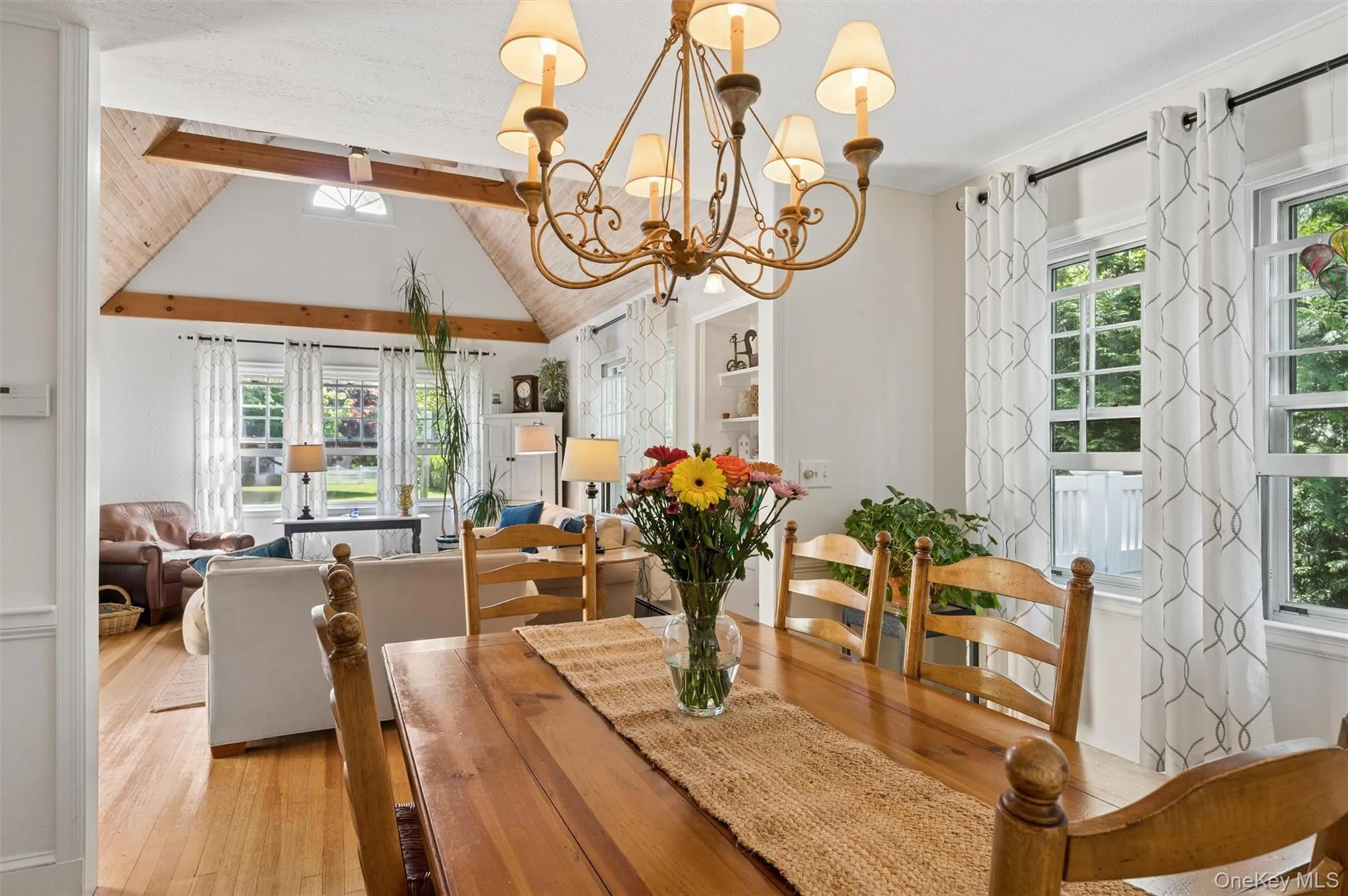 16 Union Avenue, Brookhaven, NY, 4 Bedrooms Bedrooms, 8 Rooms Rooms,2 BathroomsBathrooms,Residential,For Rent,Union,0,1010407 16 Union Avenue, Brookhaven, NY, 4 Bedrooms Bedrooms, 8 Rooms Rooms,2 BathroomsBathrooms,Residential,For Rent,Union,0,1010407