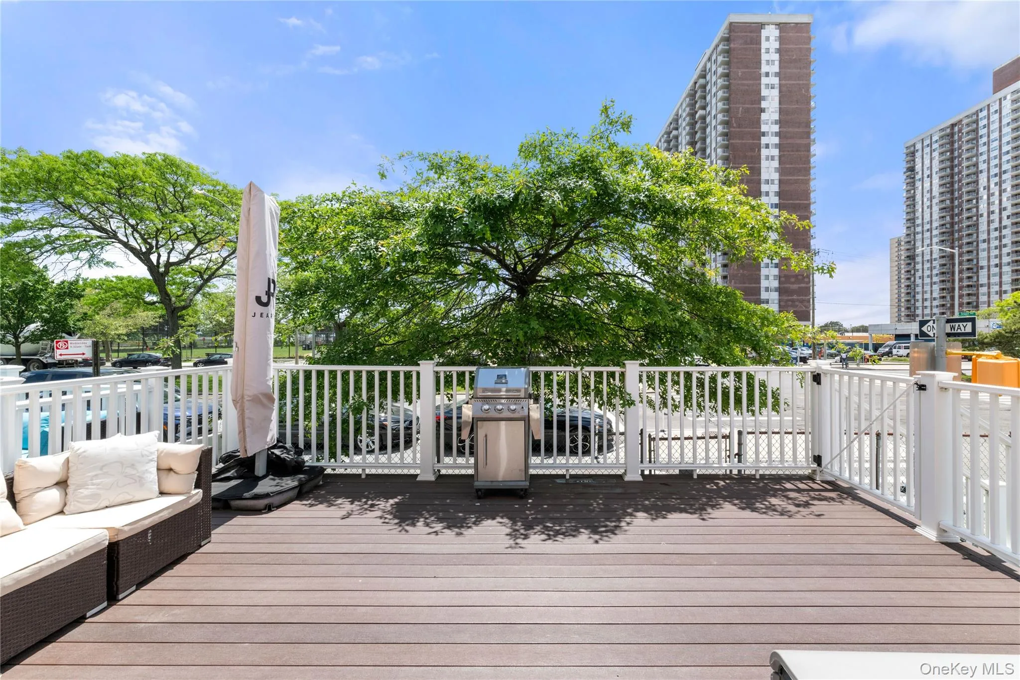 1666 Seagirt Boulevard, New York, NY, 3 Bedrooms Bedrooms, 6 Rooms Rooms,2 BathroomsBathrooms,Residential,For Rent,Seagirt,0,1010410 1666 Seagirt Boulevard, New York, NY, 3 Bedrooms Bedrooms, 6 Rooms Rooms,2 BathroomsBathrooms,Residential,For Rent,Seagirt,0,1010410