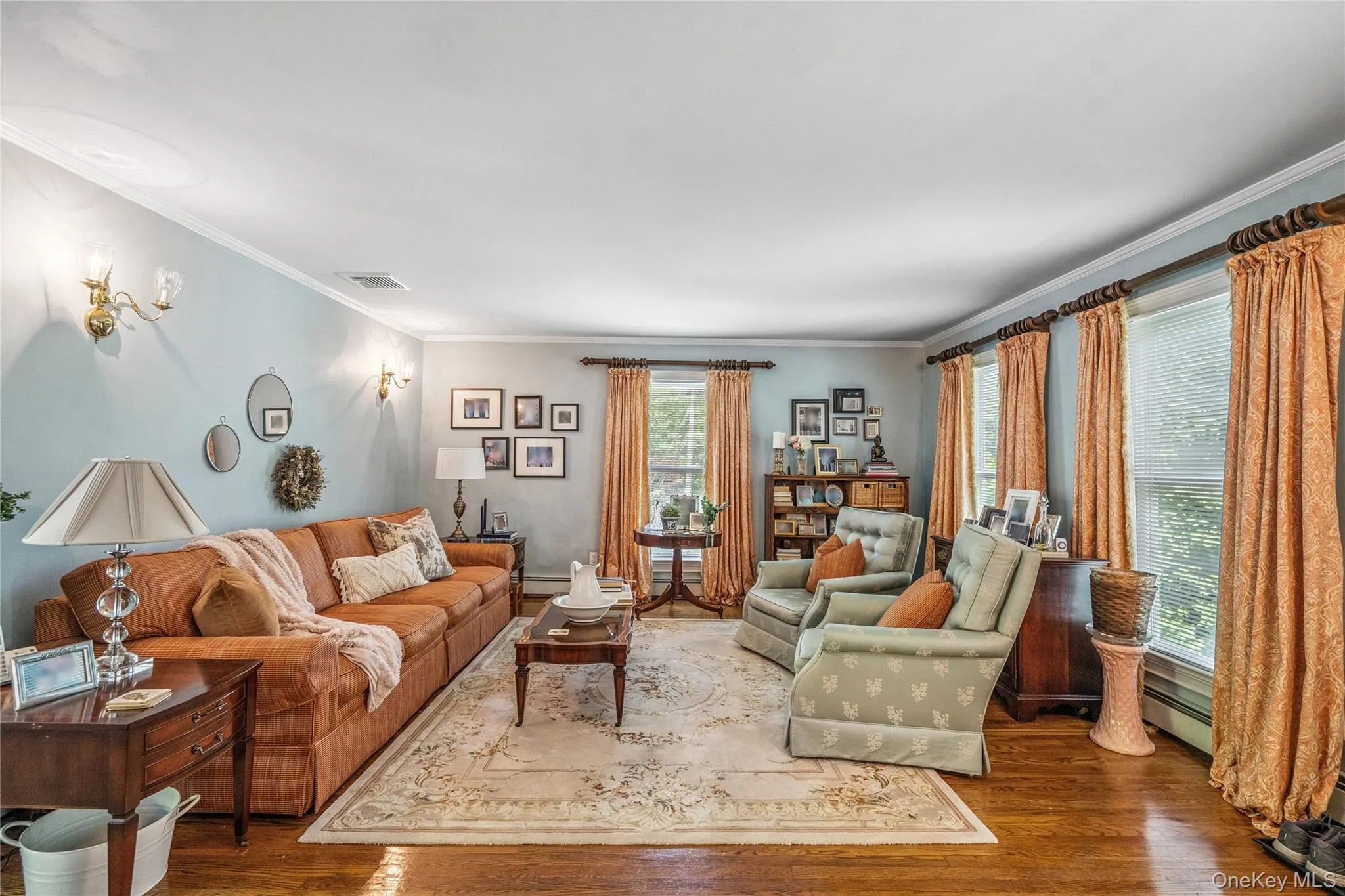 6 Cedar Avenue, Oyster Bay, NY, 4 Bedrooms Bedrooms, 9 Rooms Rooms,2 BathroomsBathrooms,Residential,For Rent,Cedar,0,1010411 6 Cedar Avenue, Oyster Bay, NY, 4 Bedrooms Bedrooms, 9 Rooms Rooms,2 BathroomsBathrooms,Residential,For Rent,Cedar,0,1010411