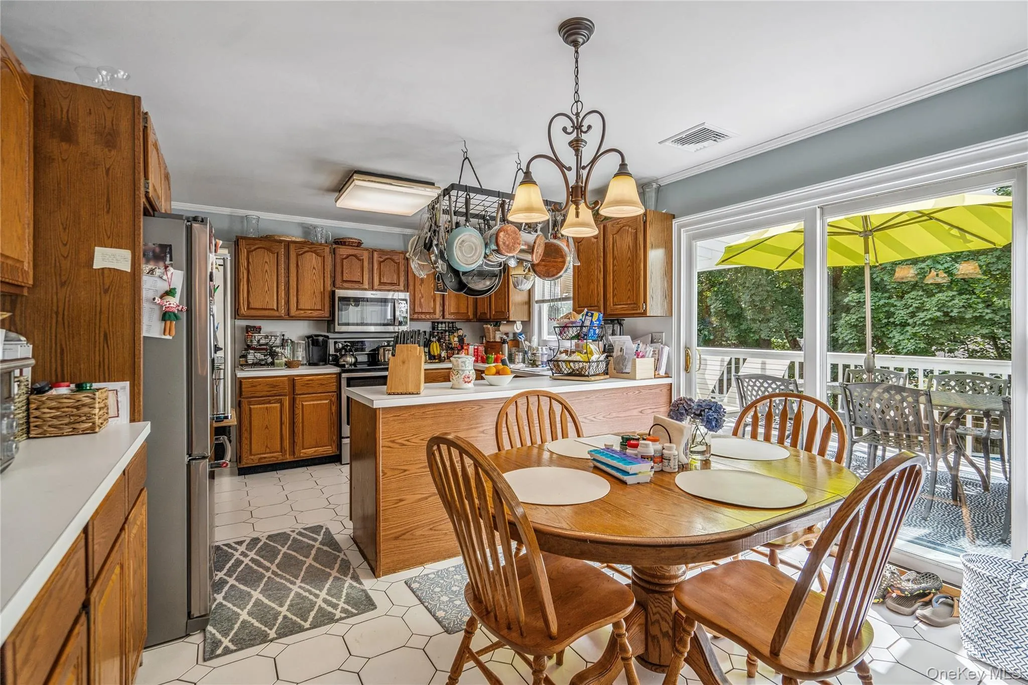 6 Cedar Avenue, Oyster Bay, NY, 4 Bedrooms Bedrooms, 9 Rooms Rooms,2 BathroomsBathrooms,Residential,For Rent,Cedar,0,1010411 6 Cedar Avenue, Oyster Bay, NY, 4 Bedrooms Bedrooms, 9 Rooms Rooms,2 BathroomsBathrooms,Residential,For Rent,Cedar,0,1010411