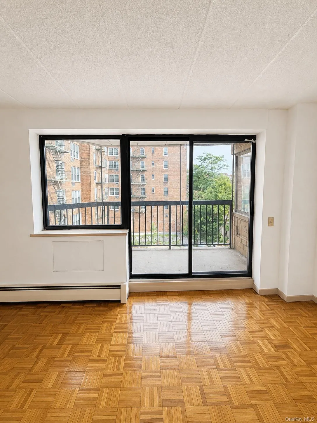 134-46 Maple Avenue, New York, NY, 1 Bedroom Bedrooms, 3 Rooms Rooms,1 BathroomBathrooms,Residential,For Rent,Maple,0,1010412 134-46 Maple Avenue, New York, NY, 1 Bedroom Bedrooms, 3 Rooms Rooms,1 BathroomBathrooms,Residential,For Rent,Maple,0,1010412