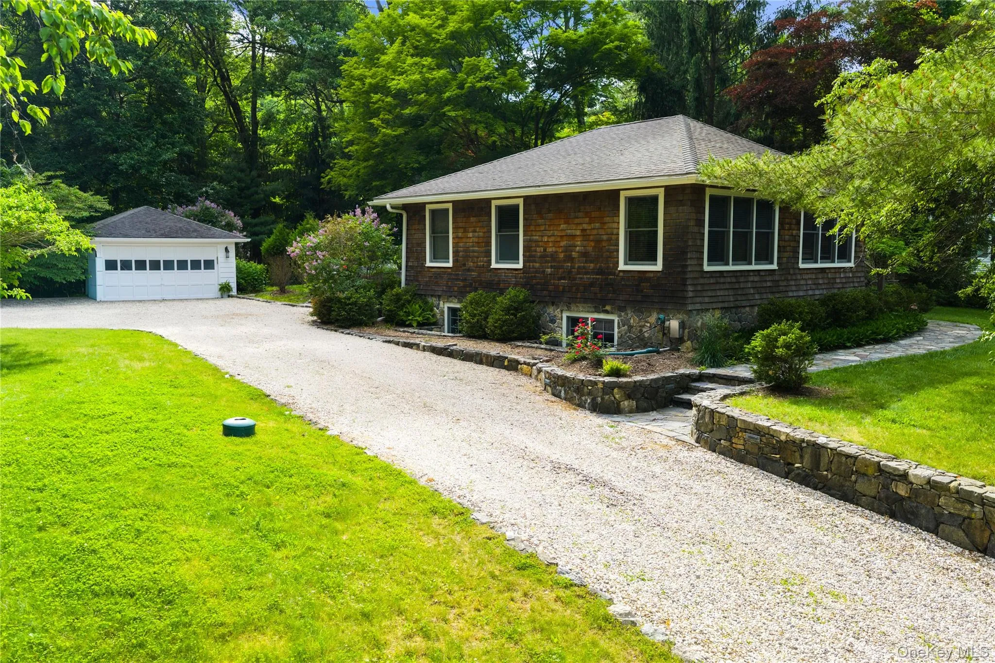 56 Lake Shore Drive, Lewisboro, NY, 3 Bedrooms Bedrooms, 8 Rooms Rooms,2 BathroomsBathrooms,Residential,For Rent,Lake Shore,0,1010414 56 Lake Shore Drive, Lewisboro, NY, 3 Bedrooms Bedrooms, 8 Rooms Rooms,2 BathroomsBathrooms,Residential,For Rent,Lake Shore,0,1010414