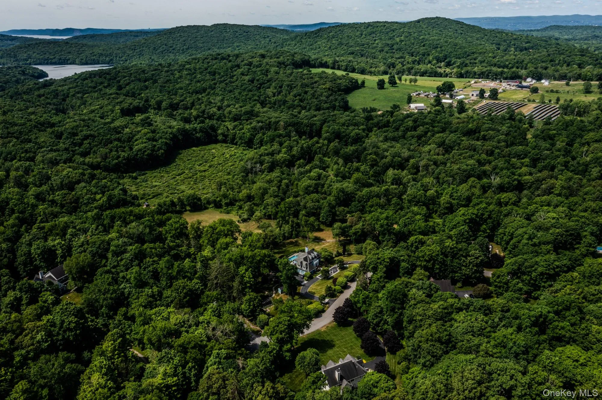 This photo showing Hunterbrook Preserve. This photo showing Hunterbrook Preserve.