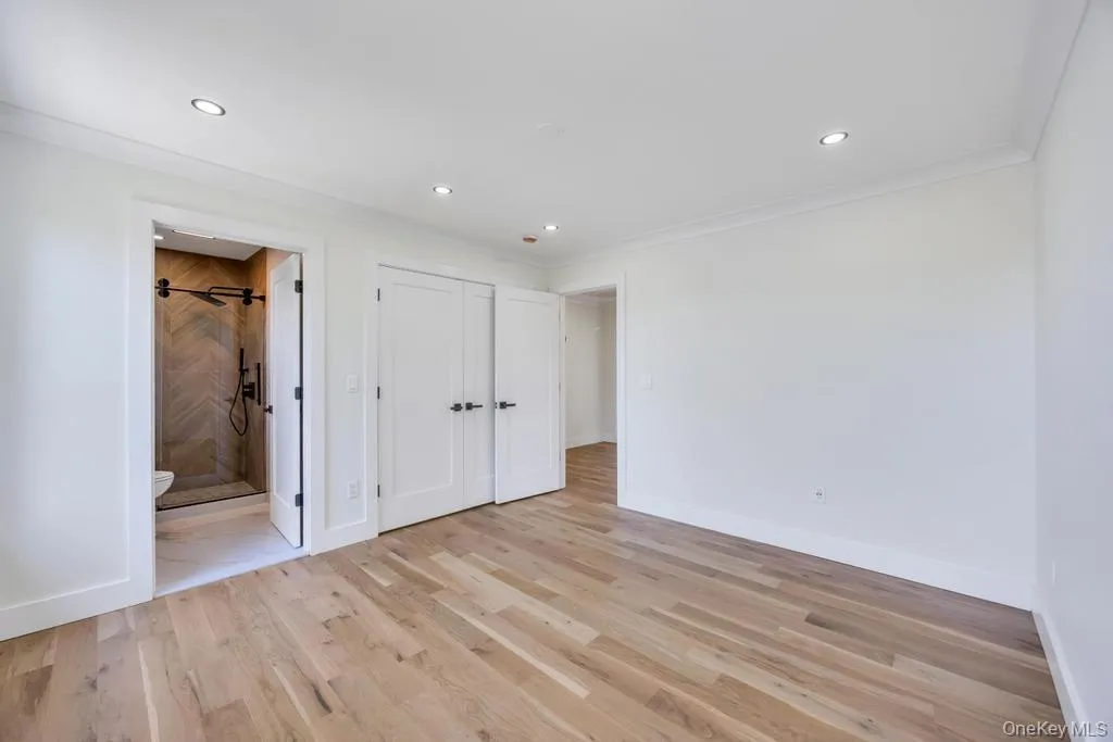 8 Table Lane, Oyster Bay, NY, 5 Bedrooms Bedrooms, 10 Rooms Rooms,5 BathroomsBathrooms,Residential,For Rent,Table,0,1010417 8 Table Lane, Oyster Bay, NY, 5 Bedrooms Bedrooms, 10 Rooms Rooms,5 BathroomsBathrooms,Residential,For Rent,Table,0,1010417