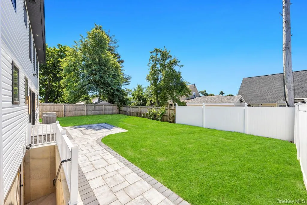 8 Table Lane, Oyster Bay, NY, 5 Bedrooms Bedrooms, 10 Rooms Rooms,5 BathroomsBathrooms,Residential,For Rent,Table,0,1010417 8 Table Lane, Oyster Bay, NY, 5 Bedrooms Bedrooms, 10 Rooms Rooms,5 BathroomsBathrooms,Residential,For Rent,Table,0,1010417