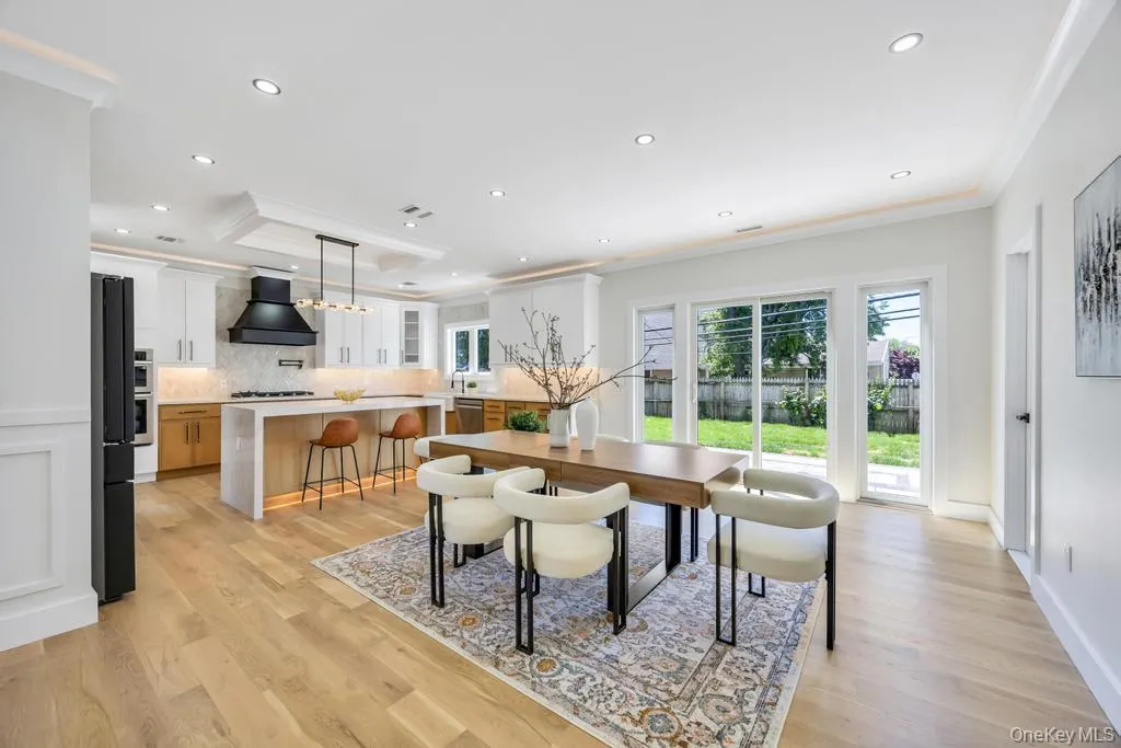 8 Table Lane, Oyster Bay, NY, 5 Bedrooms Bedrooms, 10 Rooms Rooms,5 BathroomsBathrooms,Residential,For Rent,Table,0,1010417 8 Table Lane, Oyster Bay, NY, 5 Bedrooms Bedrooms, 10 Rooms Rooms,5 BathroomsBathrooms,Residential,For Rent,Table,0,1010417