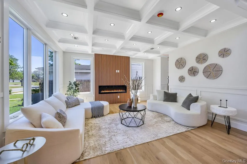 8 Table Lane, Oyster Bay, NY, 5 Bedrooms Bedrooms, 10 Rooms Rooms,5 BathroomsBathrooms,Residential,For Rent,Table,0,1010417 8 Table Lane, Oyster Bay, NY, 5 Bedrooms Bedrooms, 10 Rooms Rooms,5 BathroomsBathrooms,Residential,For Rent,Table,0,1010417