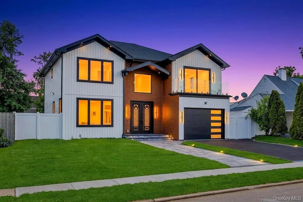 8 Table Lane, Oyster Bay, NY, 5 Bedrooms Bedrooms, 10 Rooms Rooms,5 BathroomsBathrooms,Residential,For Rent,Table,0,1010417 8 Table Lane, Oyster Bay, NY, 5 Bedrooms Bedrooms, 10 Rooms Rooms,5 BathroomsBathrooms,Residential,For Rent,Table,0,1010417
