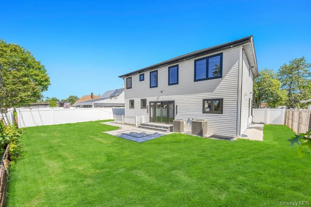 8 Table Lane, Oyster Bay, NY, 5 Bedrooms Bedrooms, 10 Rooms Rooms,5 BathroomsBathrooms,Residential,For Rent,Table,0,1010417 8 Table Lane, Oyster Bay, NY, 5 Bedrooms Bedrooms, 10 Rooms Rooms,5 BathroomsBathrooms,Residential,For Rent,Table,0,1010417