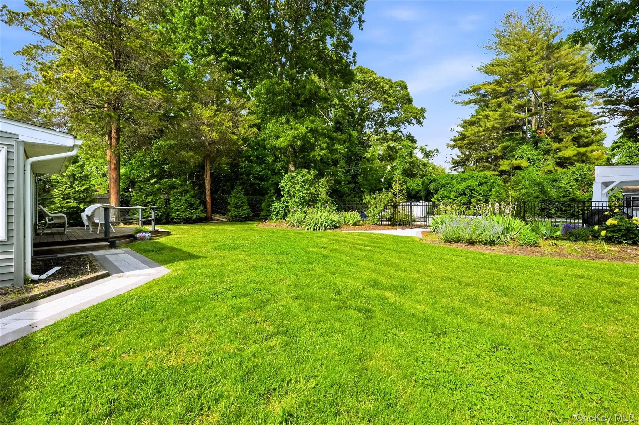 957 Gardiner Drive, Islip, NY, 4 Bedrooms Bedrooms, 9 Rooms Rooms,2 BathroomsBathrooms,Residential,For Rent,Gardiner,0,1010420 957 Gardiner Drive, Islip, NY, 4 Bedrooms Bedrooms, 9 Rooms Rooms,2 BathroomsBathrooms,Residential,For Rent,Gardiner,0,1010420