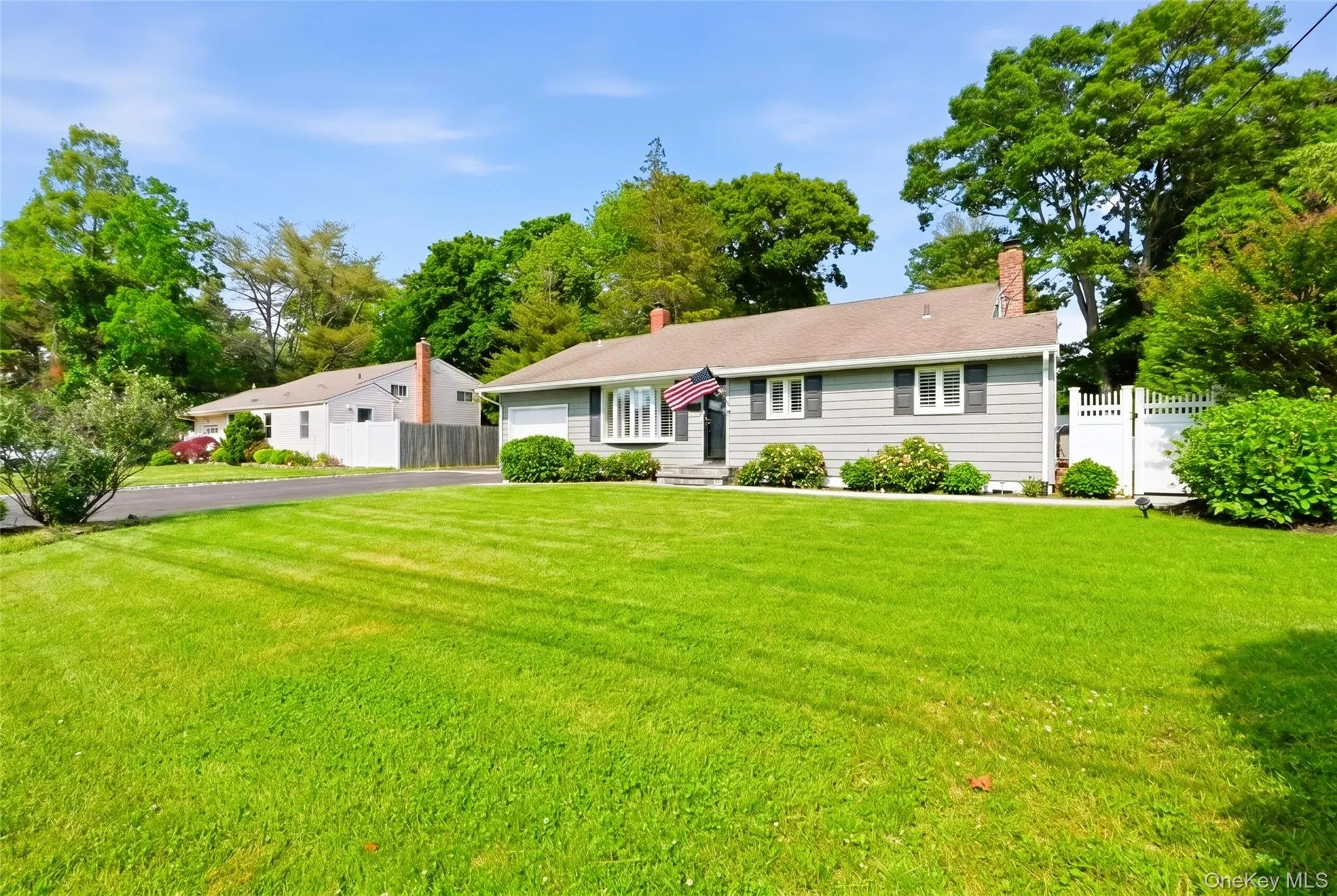 957 Gardiner Drive, Islip, NY, 4 Bedrooms Bedrooms, 9 Rooms Rooms,2 BathroomsBathrooms,Residential,For Rent,Gardiner,0,1010420 957 Gardiner Drive, Islip, NY, 4 Bedrooms Bedrooms, 9 Rooms Rooms,2 BathroomsBathrooms,Residential,For Rent,Gardiner,0,1010420