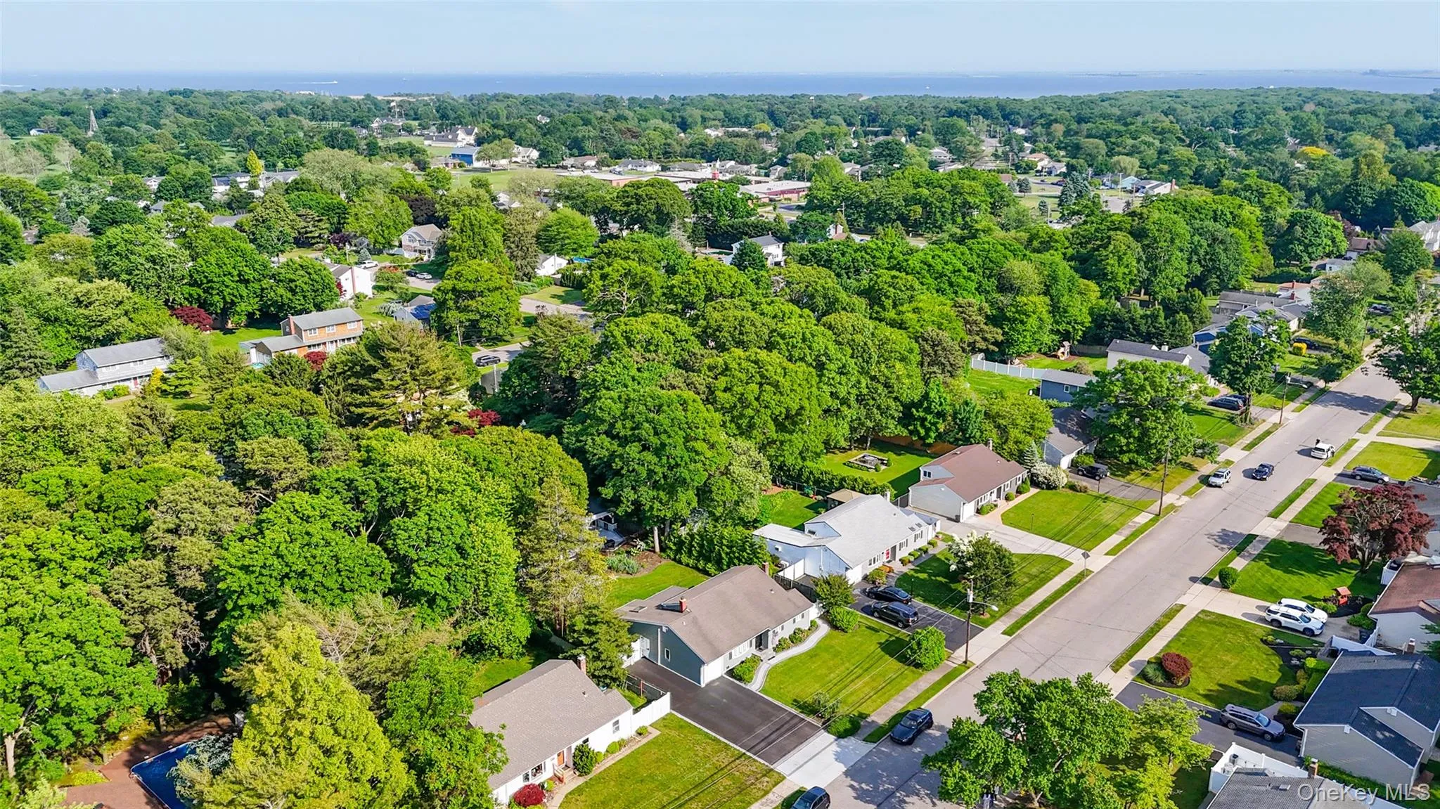 957 Gardiner Drive, Islip, NY, 4 Bedrooms Bedrooms, 9 Rooms Rooms,2 BathroomsBathrooms,Residential,For Rent,Gardiner,0,1010420 957 Gardiner Drive, Islip, NY, 4 Bedrooms Bedrooms, 9 Rooms Rooms,2 BathroomsBathrooms,Residential,For Rent,Gardiner,0,1010420