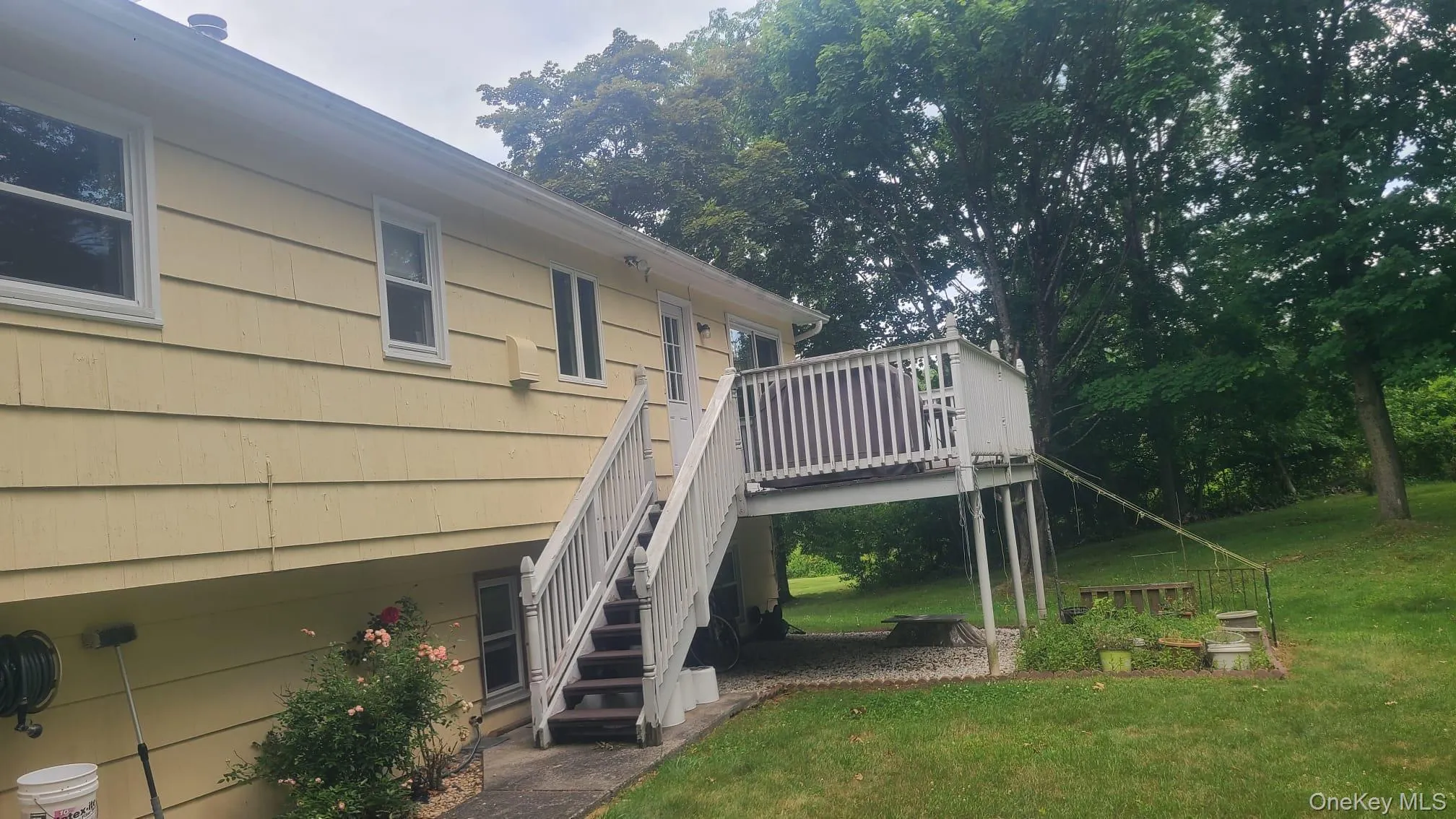 11 De Clark Place, Clarkstown, NY, 3 Bedrooms Bedrooms, 8 Rooms Rooms,2 BathroomsBathrooms,Residential Lease,For Rent,De Clark,0,KEY1010424 11 De Clark Place, Clarkstown, NY, 3 Bedrooms Bedrooms, 8 Rooms Rooms,2 BathroomsBathrooms,Residential Lease,For Rent,De Clark,0,KEY1010424