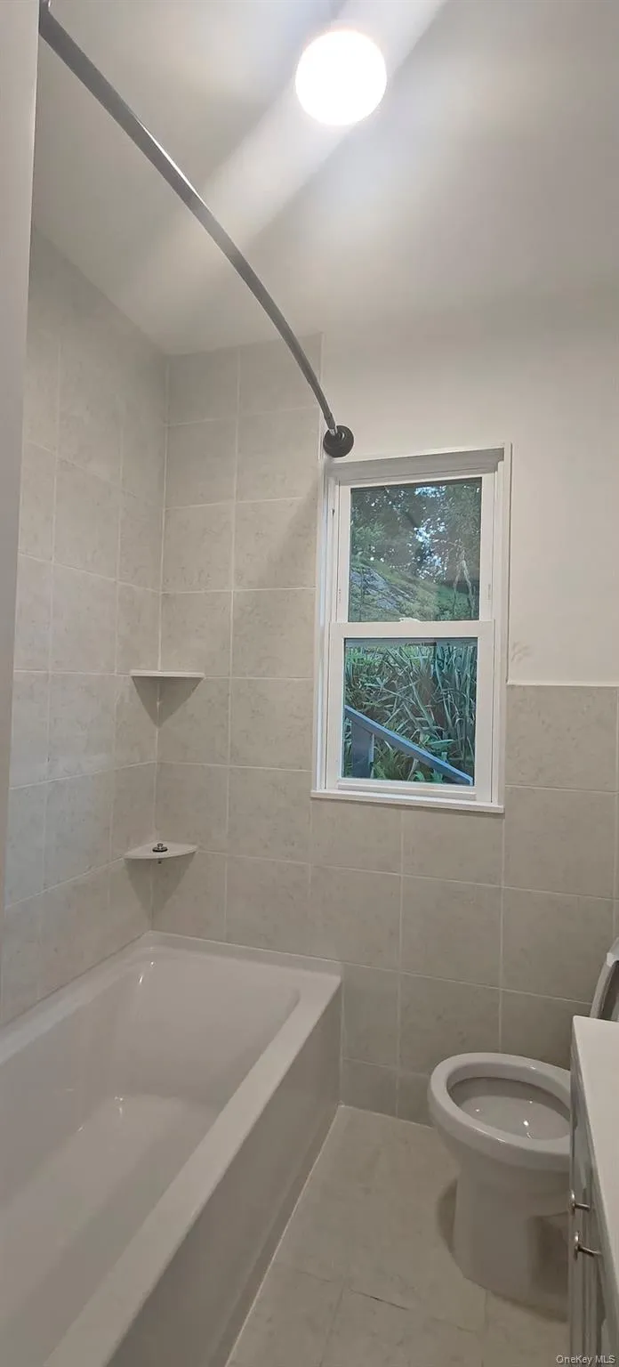 13 Springside Avenue, Poughkeepsie, NY, 2 Bedrooms Bedrooms, 5 Rooms Rooms,1 BathroomBathrooms,Residential Lease,For Rent,Springside,0,1010425 13 Springside Avenue, Poughkeepsie, NY, 2 Bedrooms Bedrooms, 5 Rooms Rooms,1 BathroomBathrooms,Residential Lease,For Rent,Springside,0,1010425