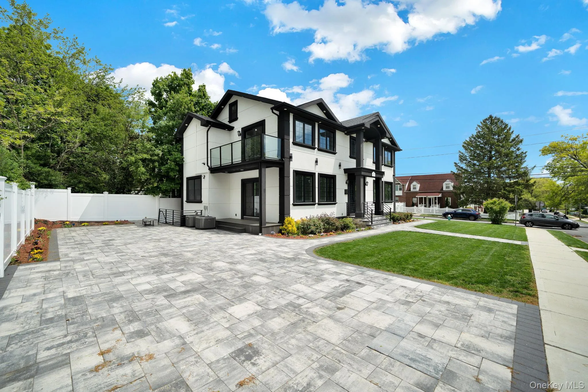 15 1st Street, Hempstead, NY, 5 Bedrooms Bedrooms, 10 Rooms Rooms,4 BathroomsBathrooms,Residential,For Rent,1st,0,1010434 15 1st Street, Hempstead, NY, 5 Bedrooms Bedrooms, 10 Rooms Rooms,4 BathroomsBathrooms,Residential,For Rent,1st,0,1010434
