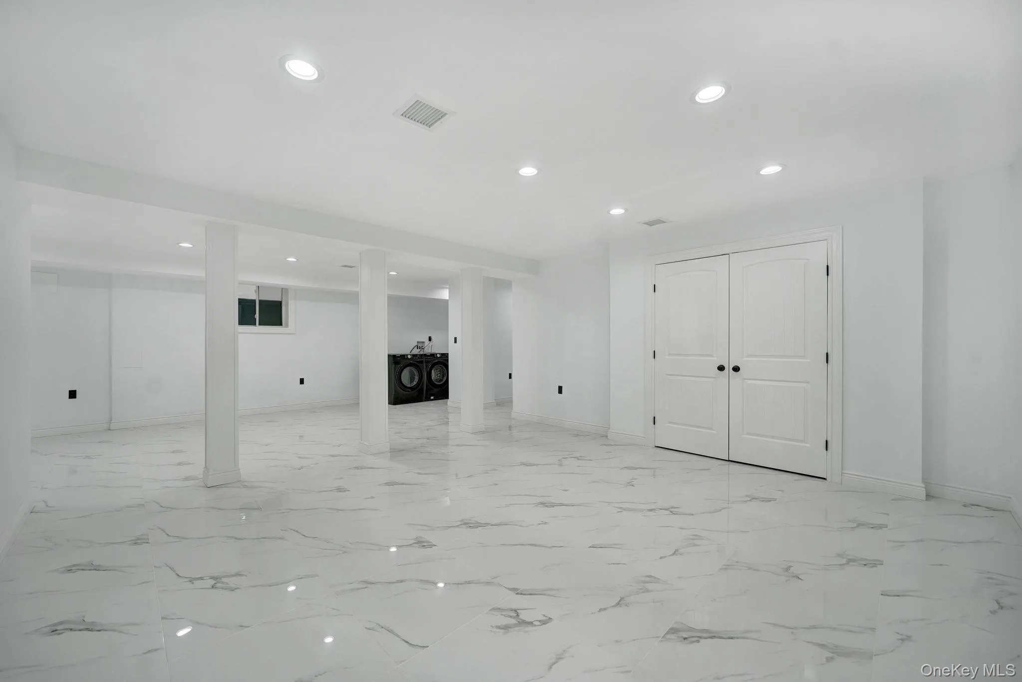 15 1st Street, Hempstead, NY, 5 Bedrooms Bedrooms, 10 Rooms Rooms,4 BathroomsBathrooms,Residential,For Rent,1st,0,1010434 15 1st Street, Hempstead, NY, 5 Bedrooms Bedrooms, 10 Rooms Rooms,4 BathroomsBathrooms,Residential,For Rent,1st,0,1010434