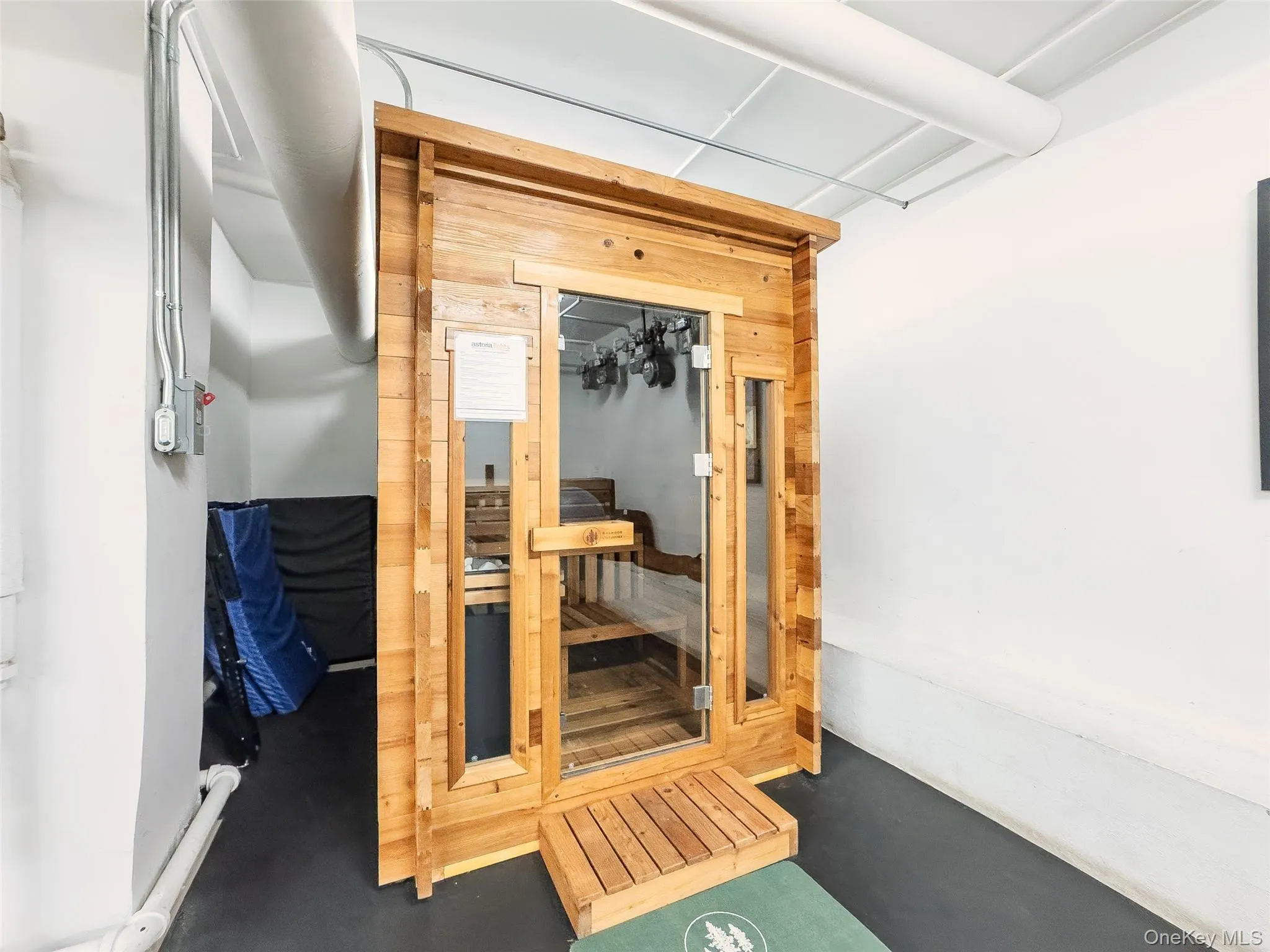 2439 38th Street, New York, NY, 2 Bedrooms Bedrooms, 4 Rooms Rooms,1 BathroomBathrooms,Residential,For Rent,38th,0,1010440 2439 38th Street, New York, NY, 2 Bedrooms Bedrooms, 4 Rooms Rooms,1 BathroomBathrooms,Residential,For Rent,38th,0,1010440