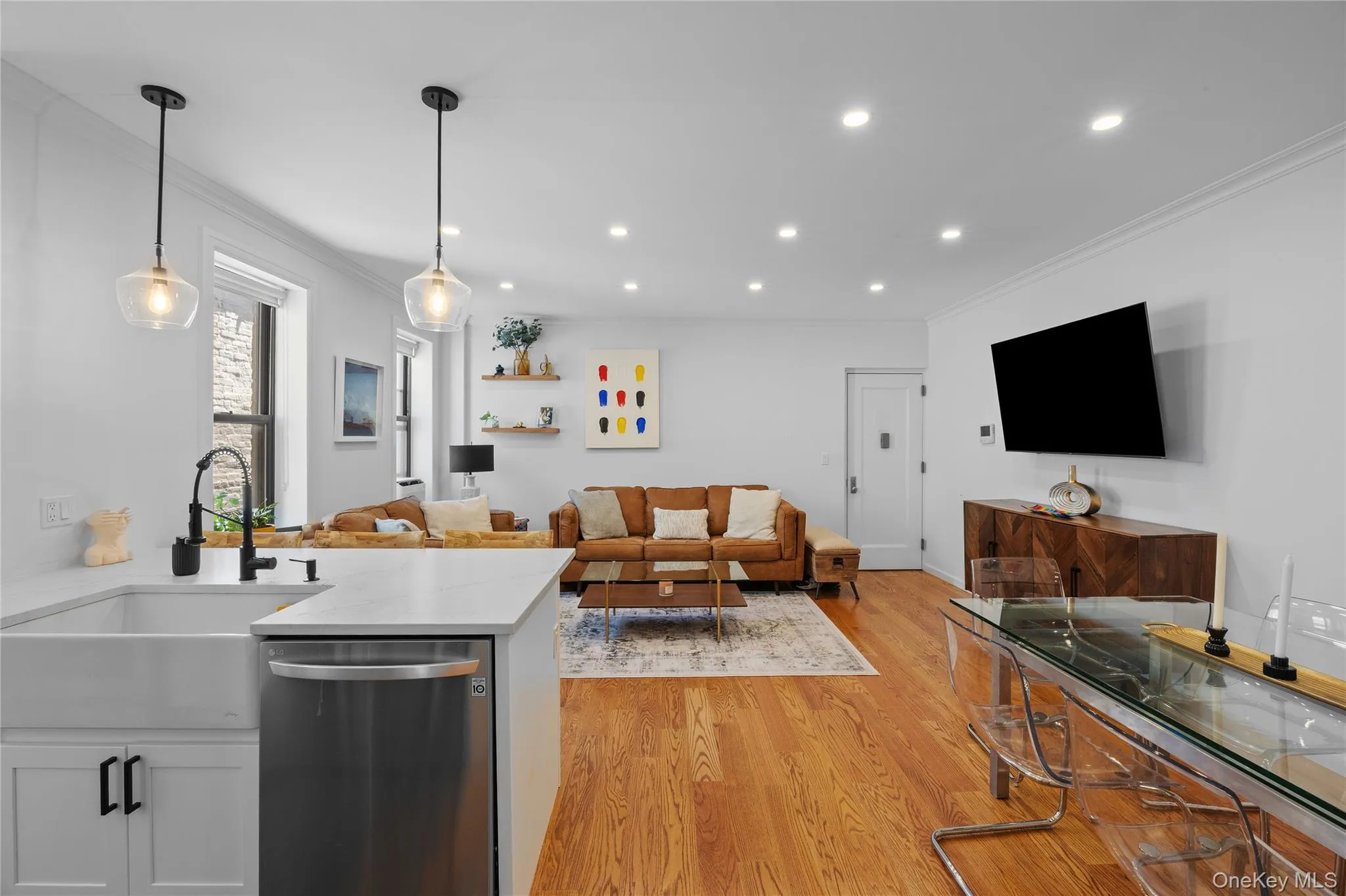 2439 38th Street, New York, NY, 2 Bedrooms Bedrooms, 4 Rooms Rooms,1 BathroomBathrooms,Residential,For Rent,38th,0,1010440 2439 38th Street, New York, NY, 2 Bedrooms Bedrooms, 4 Rooms Rooms,1 BathroomBathrooms,Residential,For Rent,38th,0,1010440