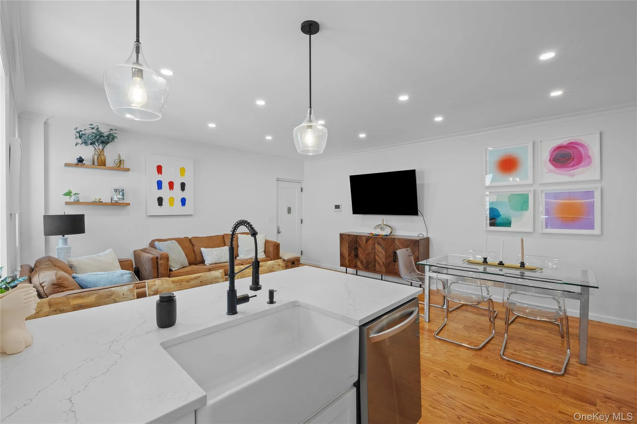 2439 38th Street, New York, NY, 2 Bedrooms Bedrooms, 4 Rooms Rooms,1 BathroomBathrooms,Residential,For Rent,38th,0,1010440 2439 38th Street, New York, NY, 2 Bedrooms Bedrooms, 4 Rooms Rooms,1 BathroomBathrooms,Residential,For Rent,38th,0,1010440