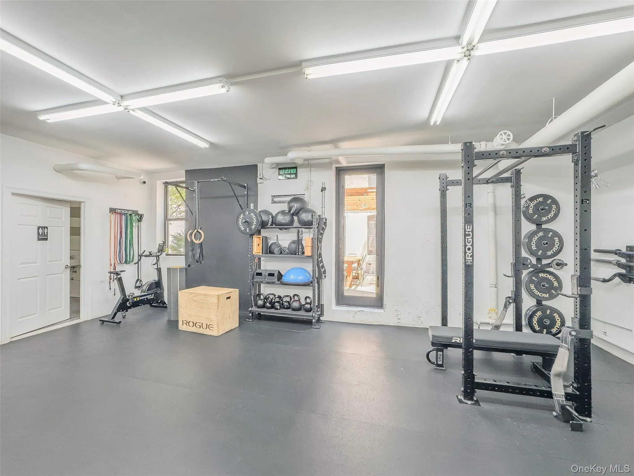 2439 38th Street, New York, NY, 2 Bedrooms Bedrooms, 4 Rooms Rooms,1 BathroomBathrooms,Residential,For Rent,38th,0,1010440 2439 38th Street, New York, NY, 2 Bedrooms Bedrooms, 4 Rooms Rooms,1 BathroomBathrooms,Residential,For Rent,38th,0,1010440