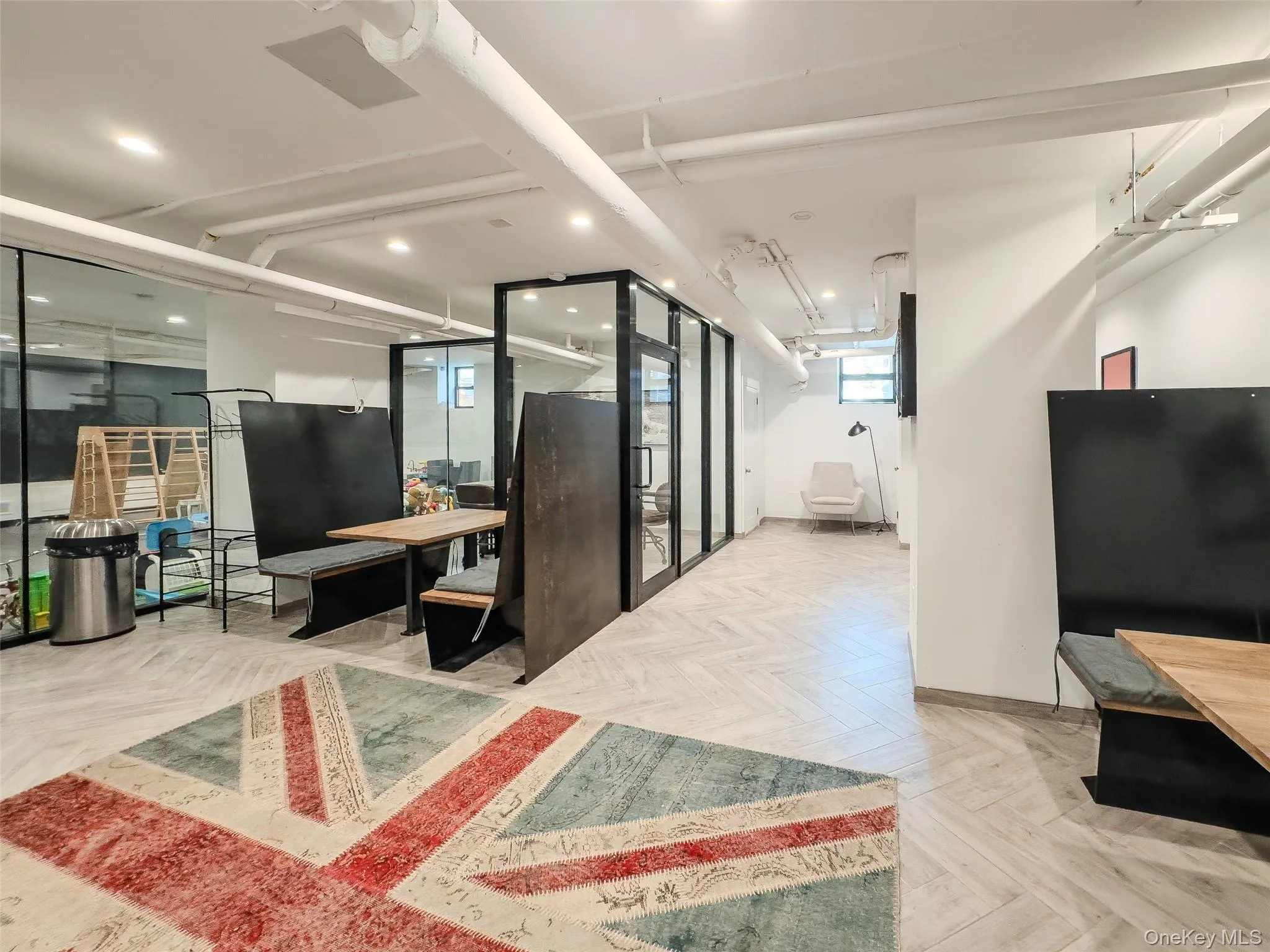 2439 38th Street, New York, NY, 2 Bedrooms Bedrooms, 4 Rooms Rooms,1 BathroomBathrooms,Residential,For Rent,38th,0,1010440 2439 38th Street, New York, NY, 2 Bedrooms Bedrooms, 4 Rooms Rooms,1 BathroomBathrooms,Residential,For Rent,38th,0,1010440