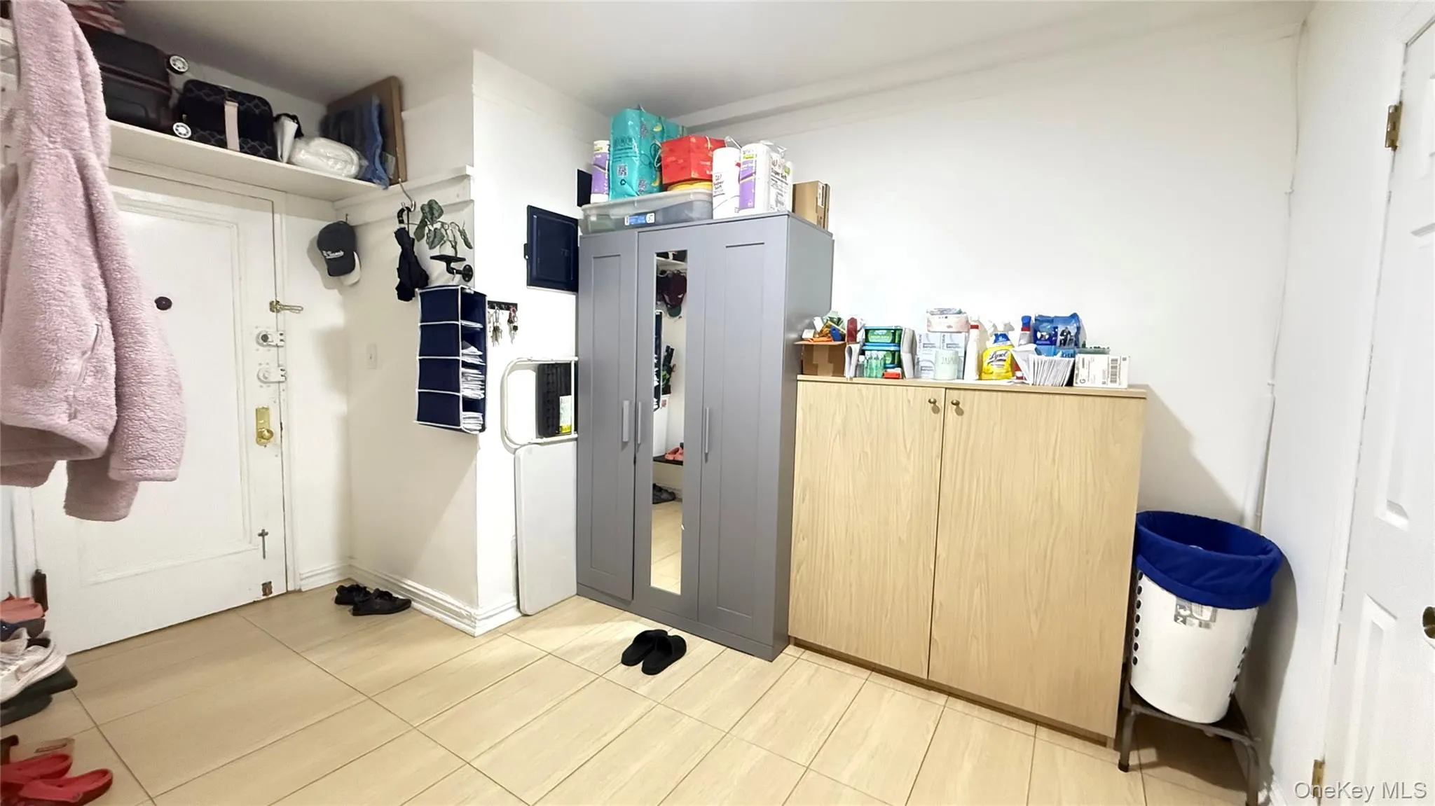 8306 VIETOR AVE, New York, NY, 1 Bedroom Bedrooms, 4 Rooms Rooms,1 BathroomBathrooms,Residential,For Rent,VIETOR AVE,0,1010441 8306 VIETOR AVE, New York, NY, 1 Bedroom Bedrooms, 4 Rooms Rooms,1 BathroomBathrooms,Residential,For Rent,VIETOR AVE,0,1010441