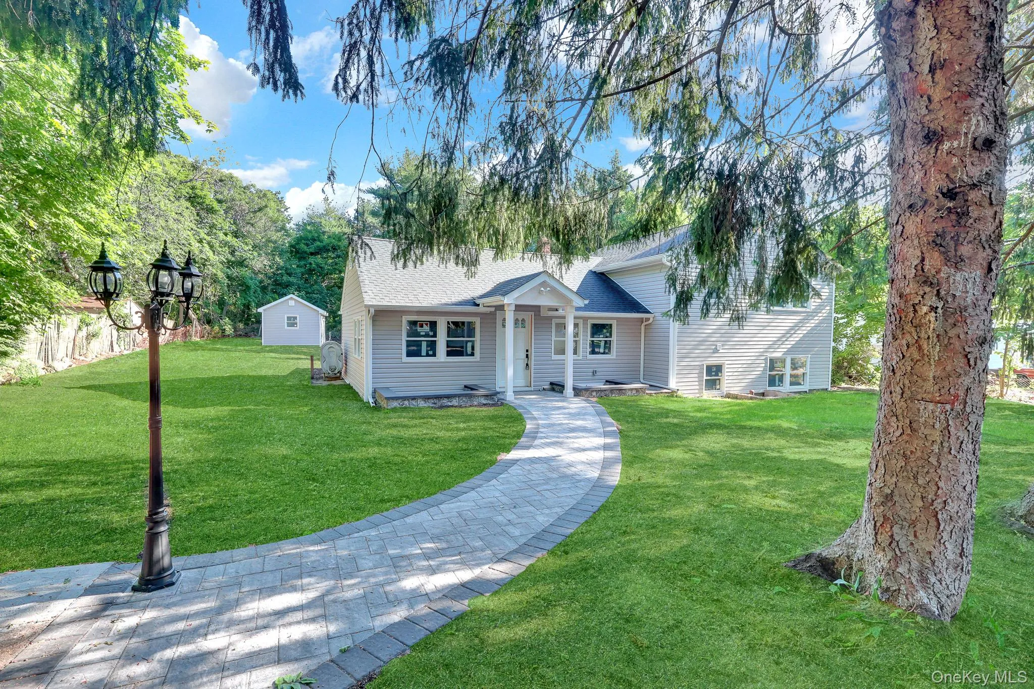 85 Hawthorne Street, Brookhaven, NY, 4 Bedrooms Bedrooms, 10 Rooms Rooms,2 BathroomsBathrooms,Residential,For Rent,Hawthorne,0,1010442 85 Hawthorne Street, Brookhaven, NY, 4 Bedrooms Bedrooms, 10 Rooms Rooms,2 BathroomsBathrooms,Residential,For Rent,Hawthorne,0,1010442
