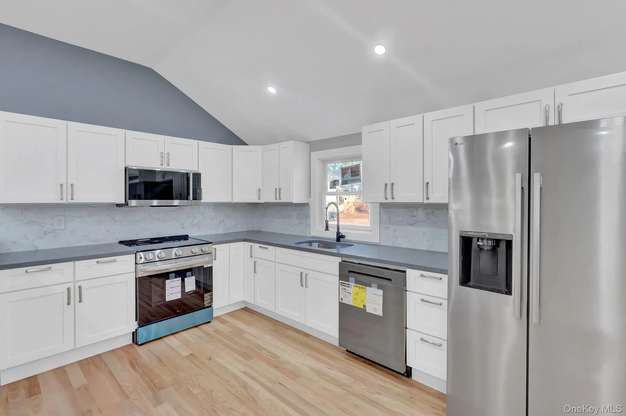 85 Hawthorne Street, Brookhaven, NY, 4 Bedrooms Bedrooms, 10 Rooms Rooms,2 BathroomsBathrooms,Residential,For Rent,Hawthorne,0,1010442 85 Hawthorne Street, Brookhaven, NY, 4 Bedrooms Bedrooms, 10 Rooms Rooms,2 BathroomsBathrooms,Residential,For Rent,Hawthorne,0,1010442