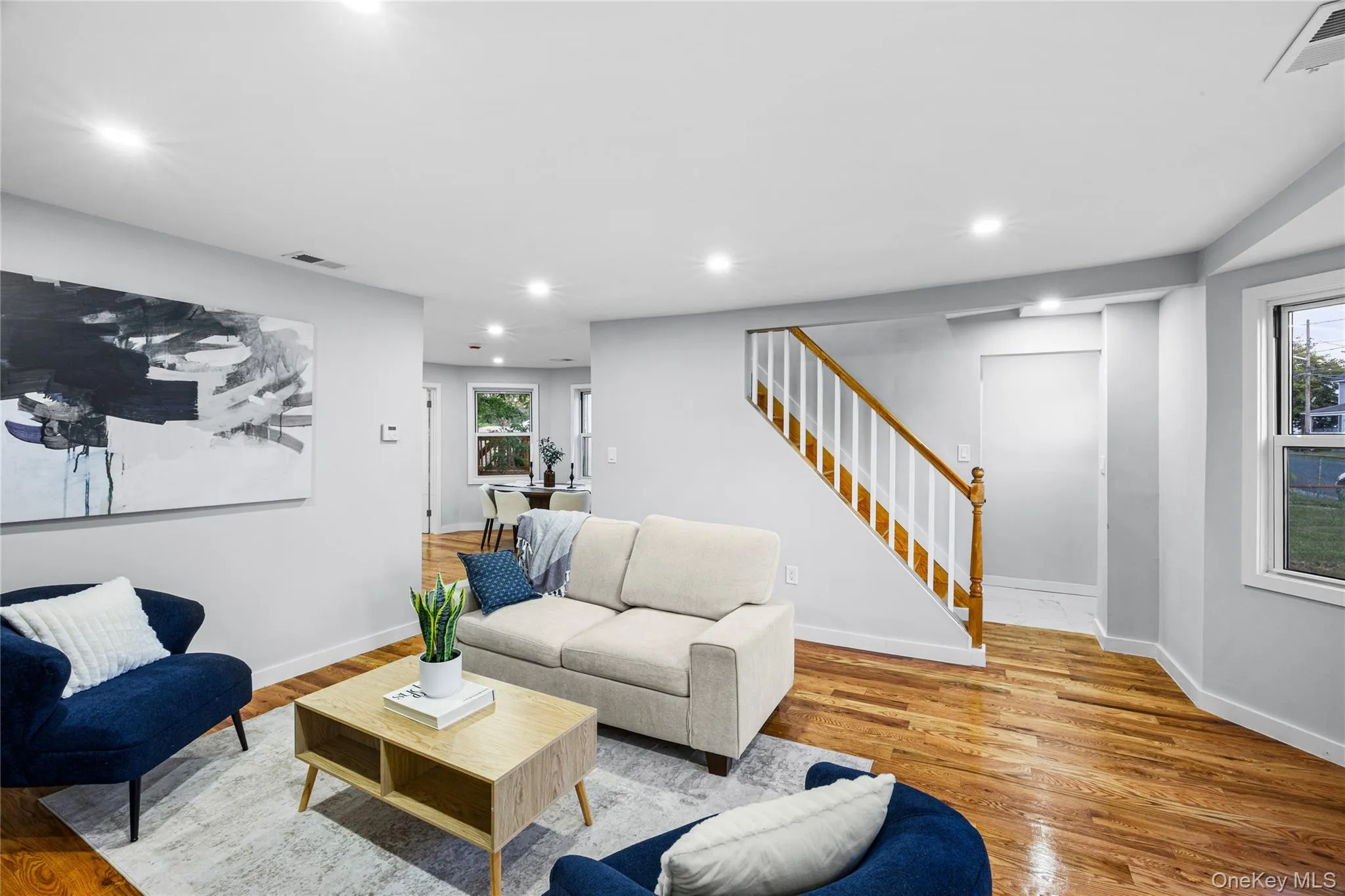 19 Westside Avenue, Islip, NY, 4 Bedrooms Bedrooms, 8 Rooms Rooms,2 BathroomsBathrooms,Residential,For Rent,Westside,0,1010444 19 Westside Avenue, Islip, NY, 4 Bedrooms Bedrooms, 8 Rooms Rooms,2 BathroomsBathrooms,Residential,For Rent,Westside,0,1010444
