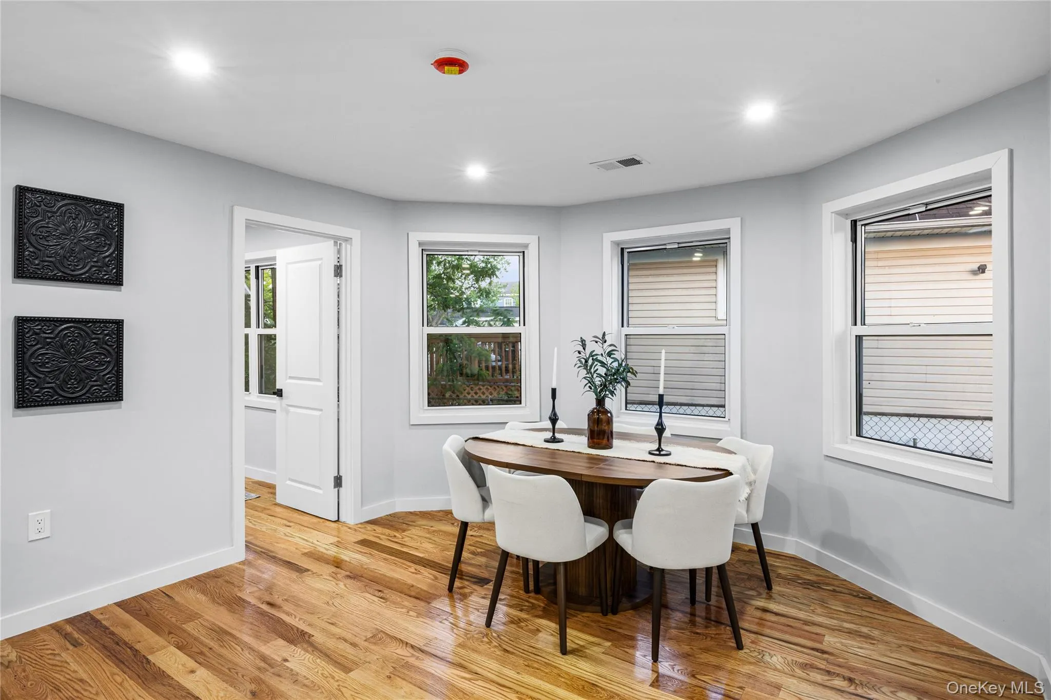 19 Westside Avenue, Islip, NY, 4 Bedrooms Bedrooms, 8 Rooms Rooms,2 BathroomsBathrooms,Residential,For Rent,Westside,0,1010444 19 Westside Avenue, Islip, NY, 4 Bedrooms Bedrooms, 8 Rooms Rooms,2 BathroomsBathrooms,Residential,For Rent,Westside,0,1010444