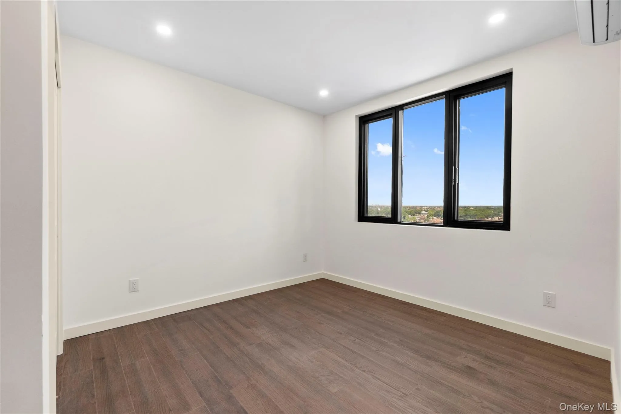 124-28 Queens Boulevard, New York, NY, 1 Bedroom Bedrooms, 4 Rooms Rooms,1 BathroomBathrooms,Residential,For Rent,Queens,0,1010445 124-28 Queens Boulevard, New York, NY, 1 Bedroom Bedrooms, 4 Rooms Rooms,1 BathroomBathrooms,Residential,For Rent,Queens,0,1010445