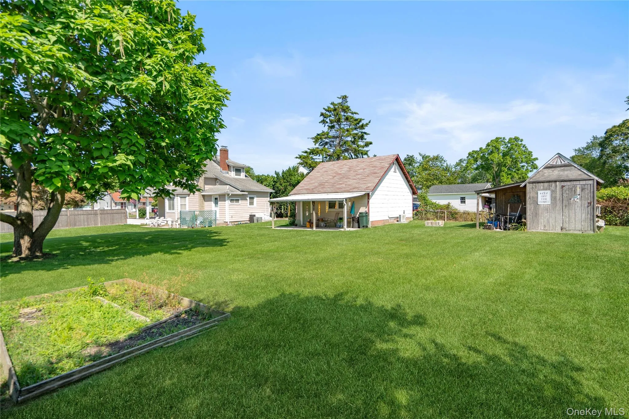 115 Cedar Avenue, Brookhaven, NY, 3 Bedrooms Bedrooms, 5 Rooms Rooms,1 BathroomBathrooms,Residential,For Rent,Cedar,0,1010446 115 Cedar Avenue, Brookhaven, NY, 3 Bedrooms Bedrooms, 5 Rooms Rooms,1 BathroomBathrooms,Residential,For Rent,Cedar,0,1010446