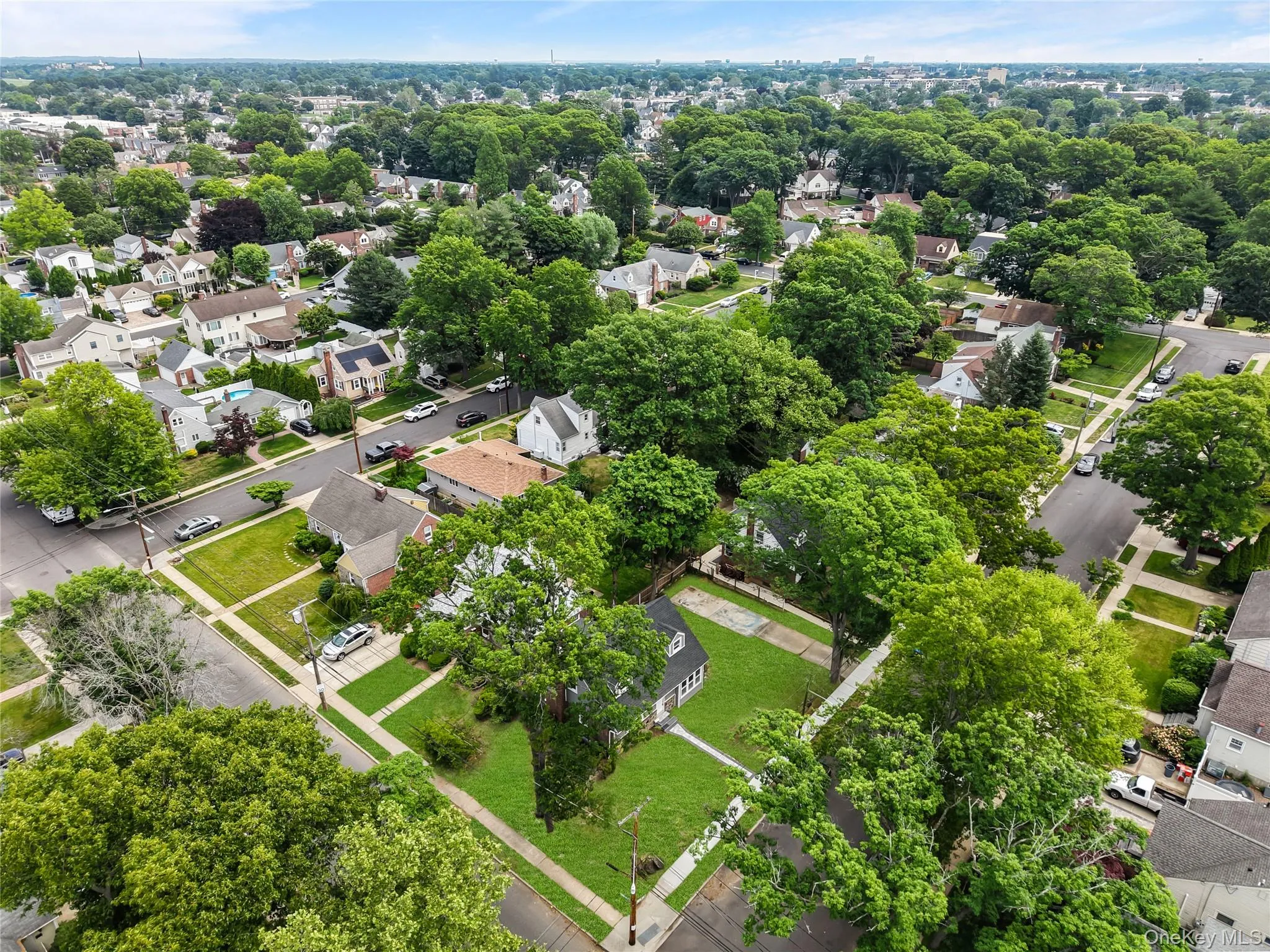 474 Roy Street, Hempstead, NY, 4 Bedrooms Bedrooms, 8 Rooms Rooms,2 BathroomsBathrooms,Residential,For Rent,Roy,0,1010450 474 Roy Street, Hempstead, NY, 4 Bedrooms Bedrooms, 8 Rooms Rooms,2 BathroomsBathrooms,Residential,For Rent,Roy,0,1010450