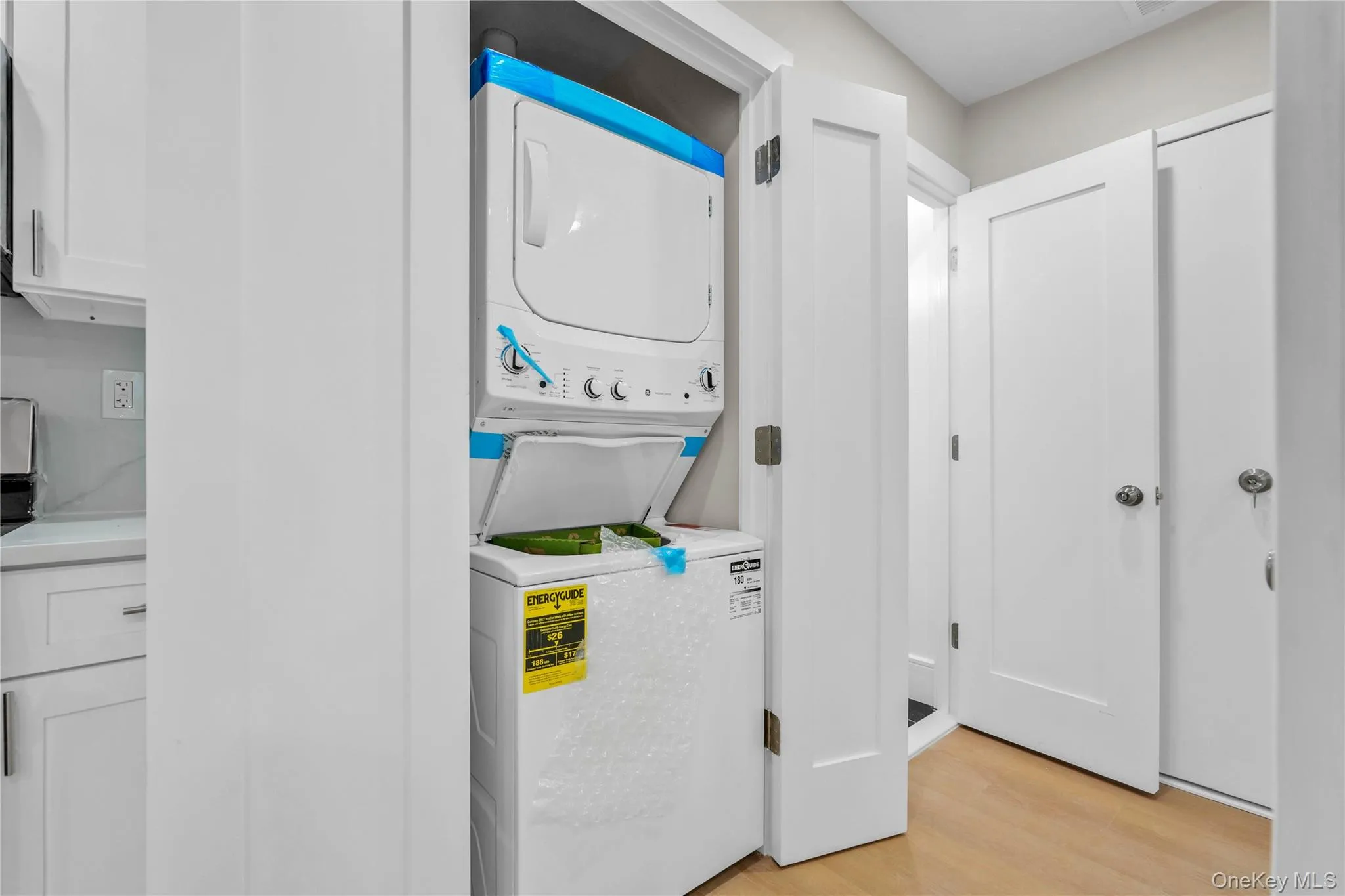 936 Union Avenue, New York, NY, 2 Bedrooms Bedrooms, 6 Rooms Rooms,1 BathroomBathrooms,Residential,For Rent,Union,0,1010455 936 Union Avenue, New York, NY, 2 Bedrooms Bedrooms, 6 Rooms Rooms,1 BathroomBathrooms,Residential,For Rent,Union,0,1010455