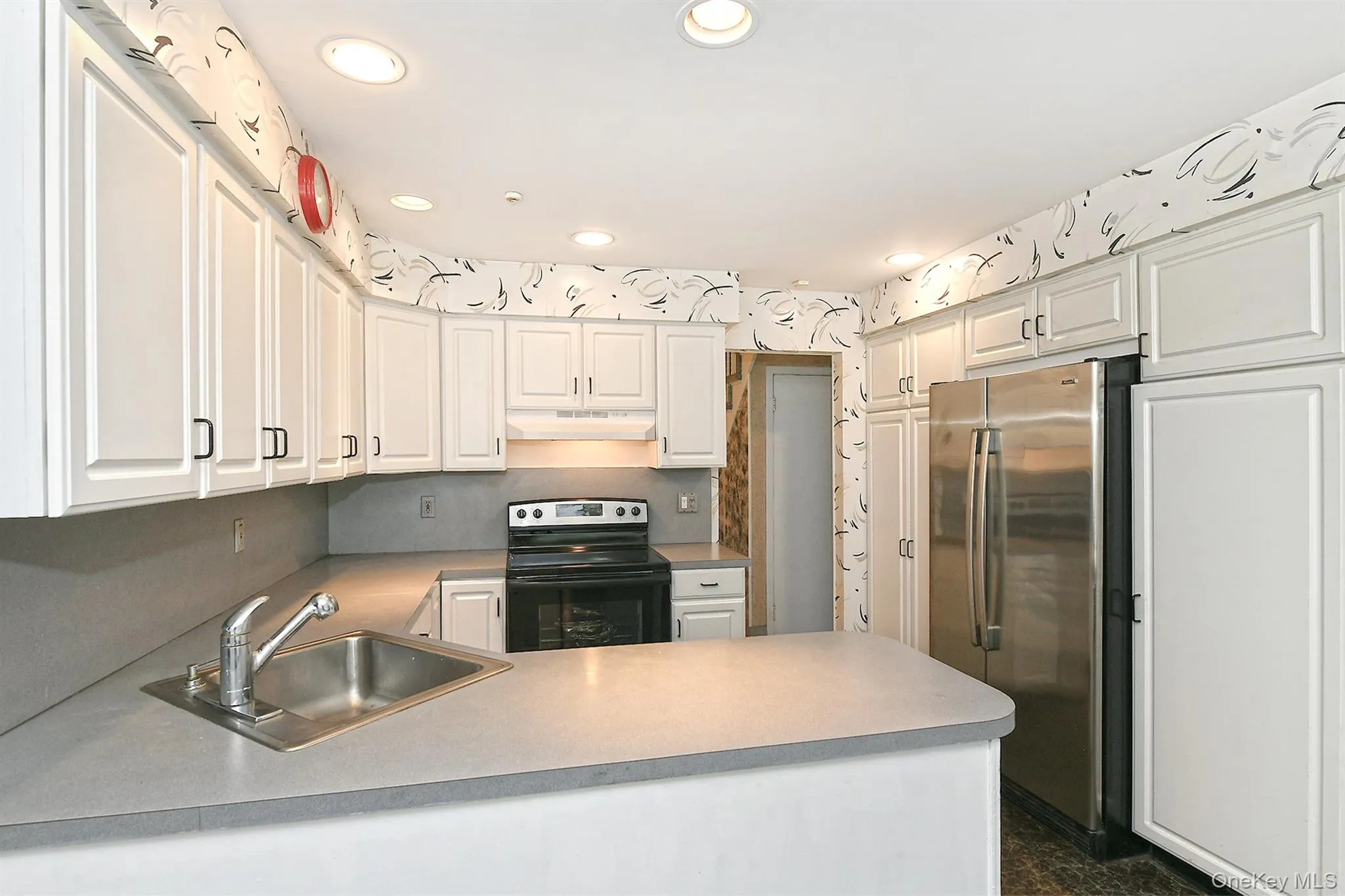 8 Foothill Lane, Huntington, NY, 4 Bedrooms Bedrooms, 8 Rooms Rooms,2 BathroomsBathrooms,Residential,For Rent,Foothill,0,1010456 8 Foothill Lane, Huntington, NY, 4 Bedrooms Bedrooms, 8 Rooms Rooms,2 BathroomsBathrooms,Residential,For Rent,Foothill,0,1010456