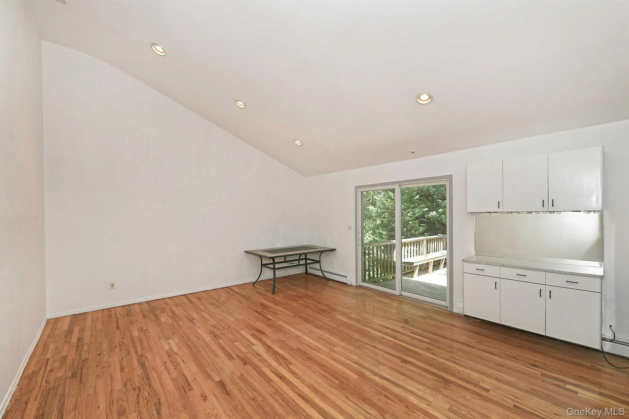 8 Foothill Lane, Huntington, NY, 4 Bedrooms Bedrooms, 8 Rooms Rooms,2 BathroomsBathrooms,Residential,For Rent,Foothill,0,1010456 8 Foothill Lane, Huntington, NY, 4 Bedrooms Bedrooms, 8 Rooms Rooms,2 BathroomsBathrooms,Residential,For Rent,Foothill,0,1010456