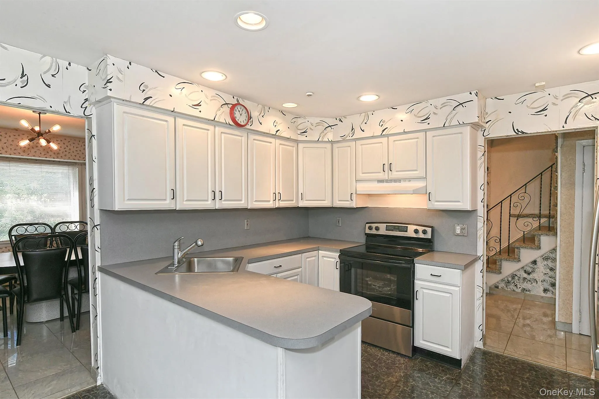 8 Foothill Lane, Huntington, NY, 4 Bedrooms Bedrooms, 8 Rooms Rooms,2 BathroomsBathrooms,Residential,For Rent,Foothill,0,1010456 8 Foothill Lane, Huntington, NY, 4 Bedrooms Bedrooms, 8 Rooms Rooms,2 BathroomsBathrooms,Residential,For Rent,Foothill,0,1010456
