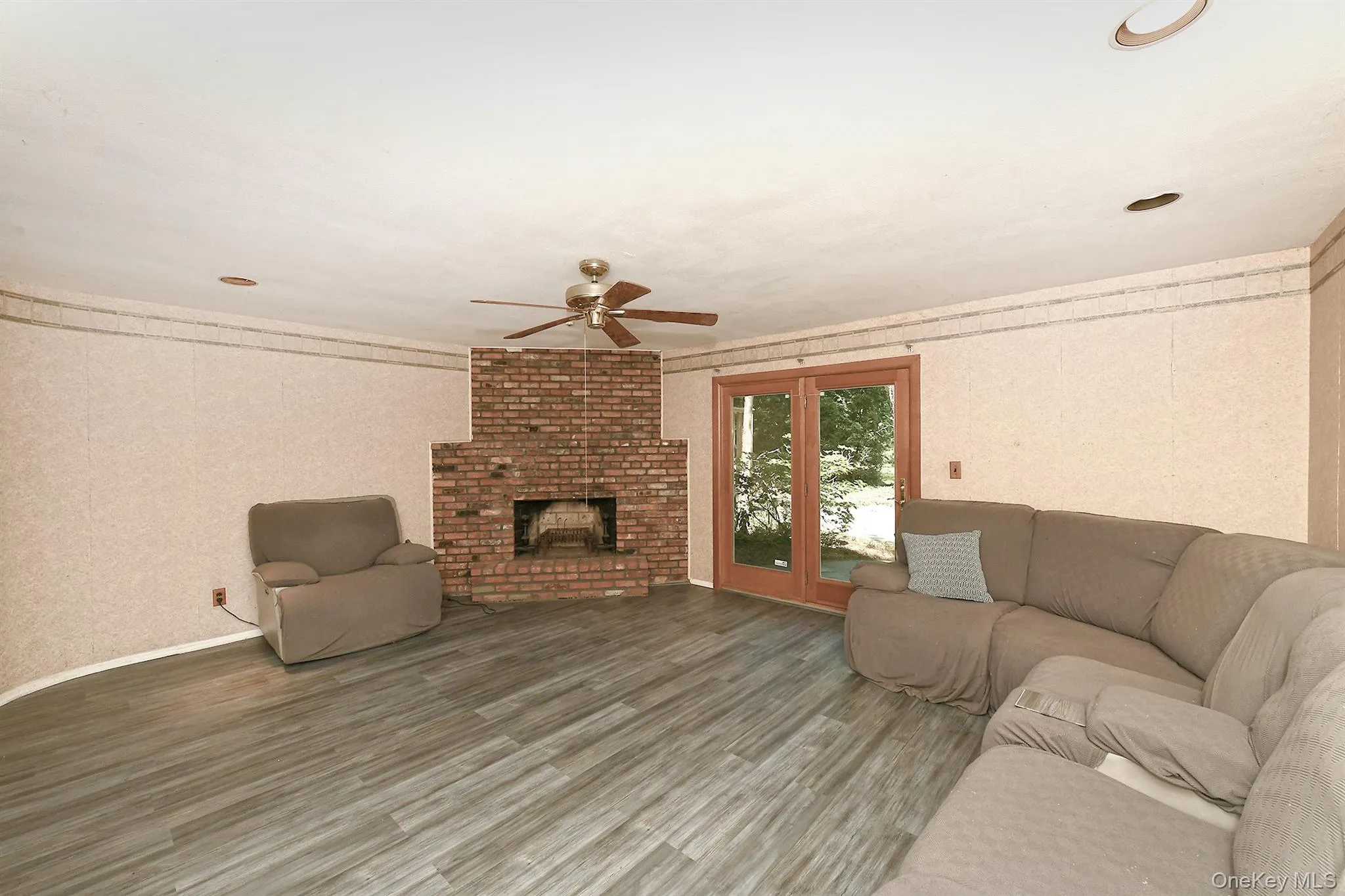 8 Foothill Lane, Huntington, NY, 4 Bedrooms Bedrooms, 8 Rooms Rooms,2 BathroomsBathrooms,Residential,For Rent,Foothill,0,1010456 8 Foothill Lane, Huntington, NY, 4 Bedrooms Bedrooms, 8 Rooms Rooms,2 BathroomsBathrooms,Residential,For Rent,Foothill,0,1010456