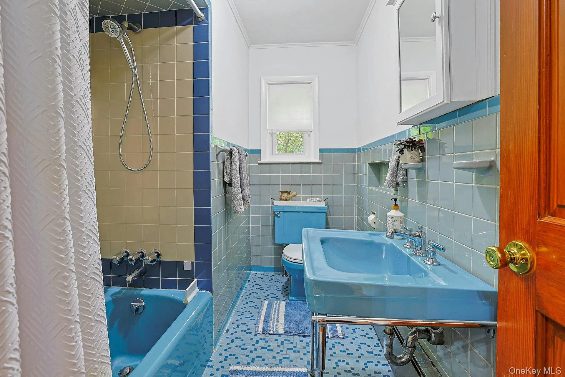 3 Meadow Park Road, Somers, NY, 4 Bedrooms Bedrooms, 8 Rooms Rooms,2 BathroomsBathrooms,Residential,For Rent,Meadow Park,0,KEY1010457 3 Meadow Park Road, Somers, NY, 4 Bedrooms Bedrooms, 8 Rooms Rooms,2 BathroomsBathrooms,Residential,For Rent,Meadow Park,0,KEY1010457