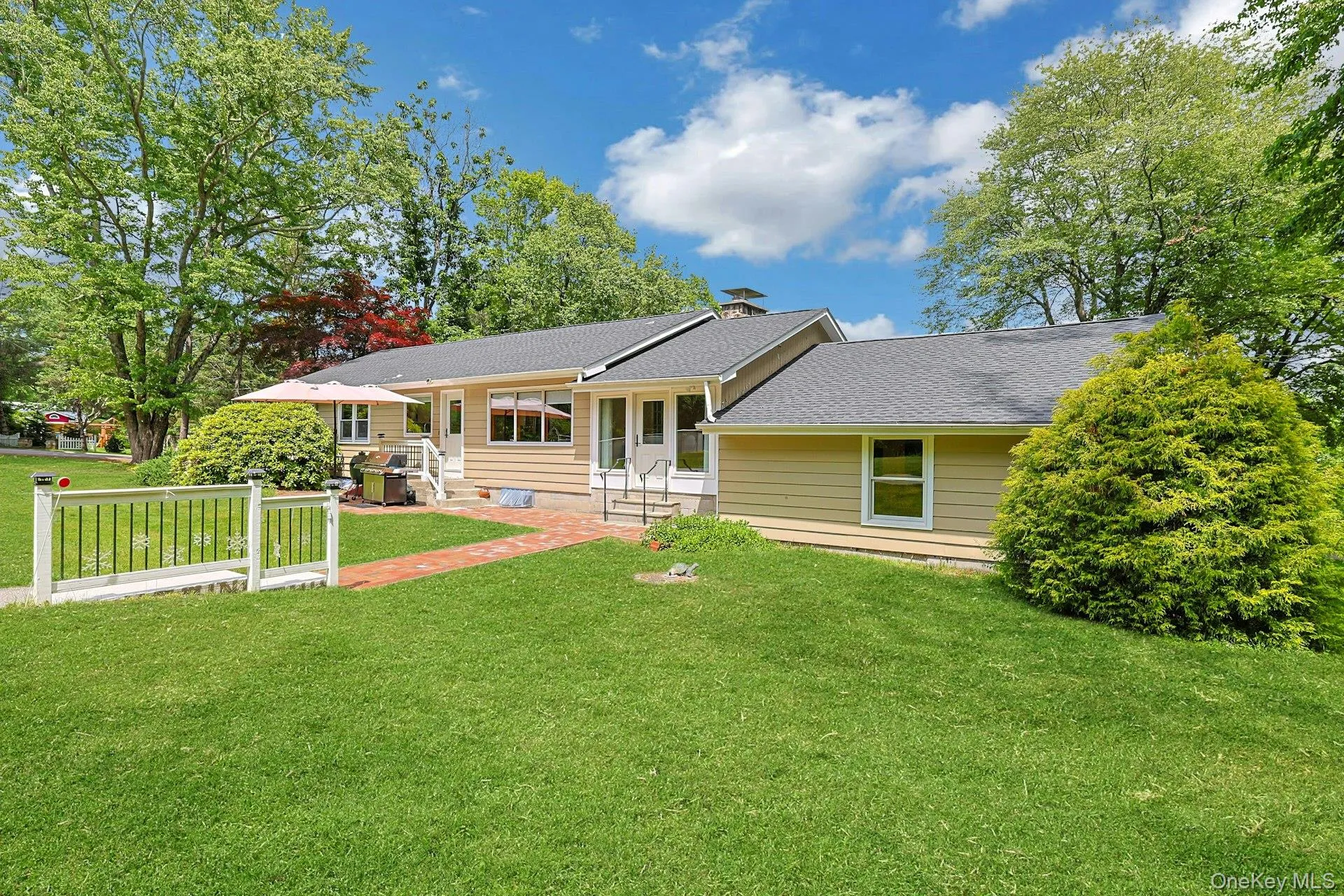 3 Meadow Park Road, Somers, NY, 4 Bedrooms Bedrooms, 8 Rooms Rooms,2 BathroomsBathrooms,Residential,For Rent,Meadow Park,0,KEY1010457 3 Meadow Park Road, Somers, NY, 4 Bedrooms Bedrooms, 8 Rooms Rooms,2 BathroomsBathrooms,Residential,For Rent,Meadow Park,0,KEY1010457
