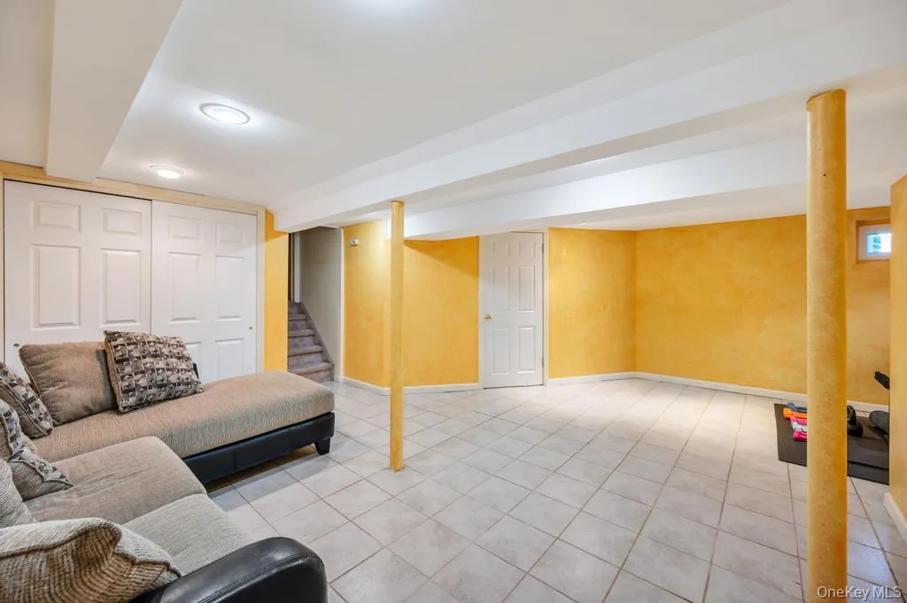372 Hungry Harbor Road, Hempstead, NY, 4 Bedrooms Bedrooms, 8 Rooms Rooms,2 BathroomsBathrooms,Residential,For Rent,Hungry Harbor,0,1010459 372 Hungry Harbor Road, Hempstead, NY, 4 Bedrooms Bedrooms, 8 Rooms Rooms,2 BathroomsBathrooms,Residential,For Rent,Hungry Harbor,0,1010459