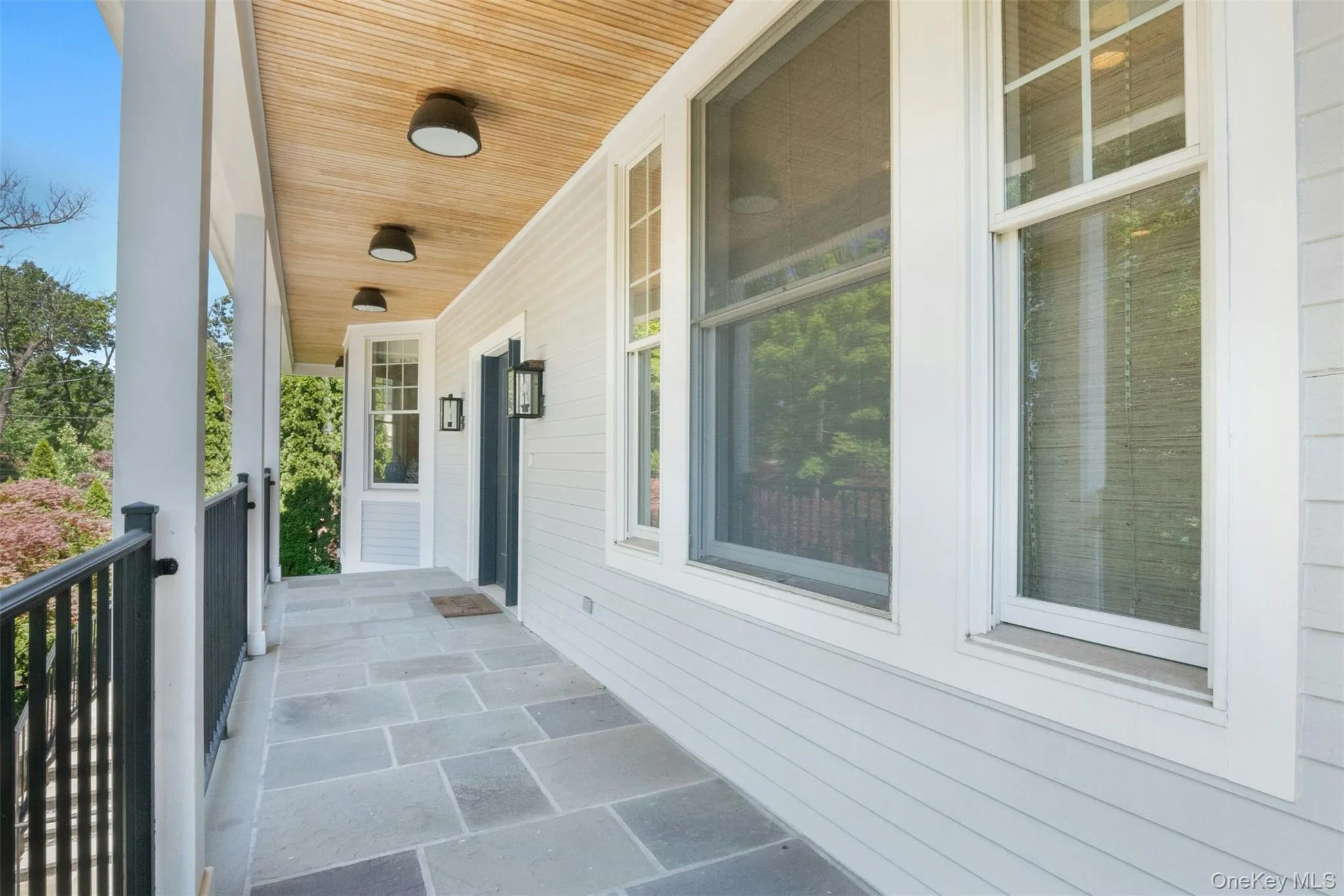 Large welcoming front balcony Large welcoming front balcony