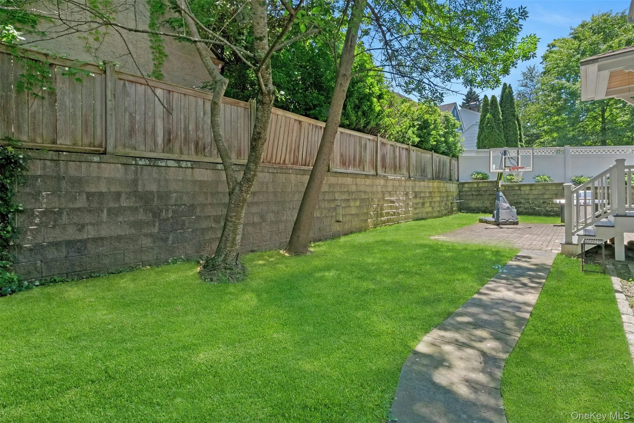 Back yard - private and enclosed Back yard - private and enclosed