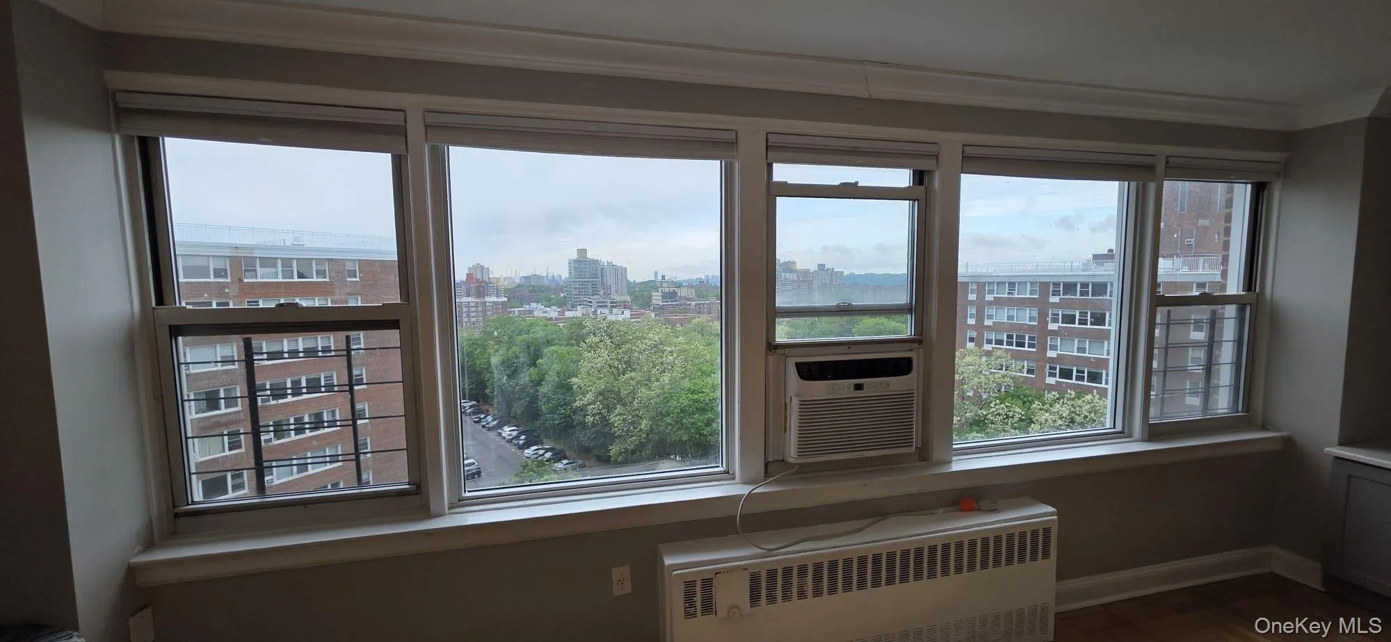 4555 Henry Hudson Parkway, New York, NY, 3 Bedrooms Bedrooms, 7 Rooms Rooms,2 BathroomsBathrooms,Residential Lease,For Rent,Henry Hudson,0,KEY1010464 4555 Henry Hudson Parkway, New York, NY, 3 Bedrooms Bedrooms, 7 Rooms Rooms,2 BathroomsBathrooms,Residential Lease,For Rent,Henry Hudson,0,KEY1010464