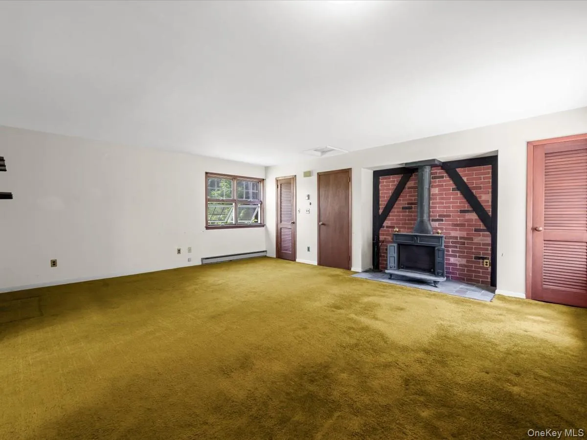 51 Crescent Road, North Hempstead, NY, 5 Bedrooms Bedrooms, 12 Rooms Rooms,4 BathroomsBathrooms,Residential,For Rent,Crescent,0,1010466 51 Crescent Road, North Hempstead, NY, 5 Bedrooms Bedrooms, 12 Rooms Rooms,4 BathroomsBathrooms,Residential,For Rent,Crescent,0,1010466